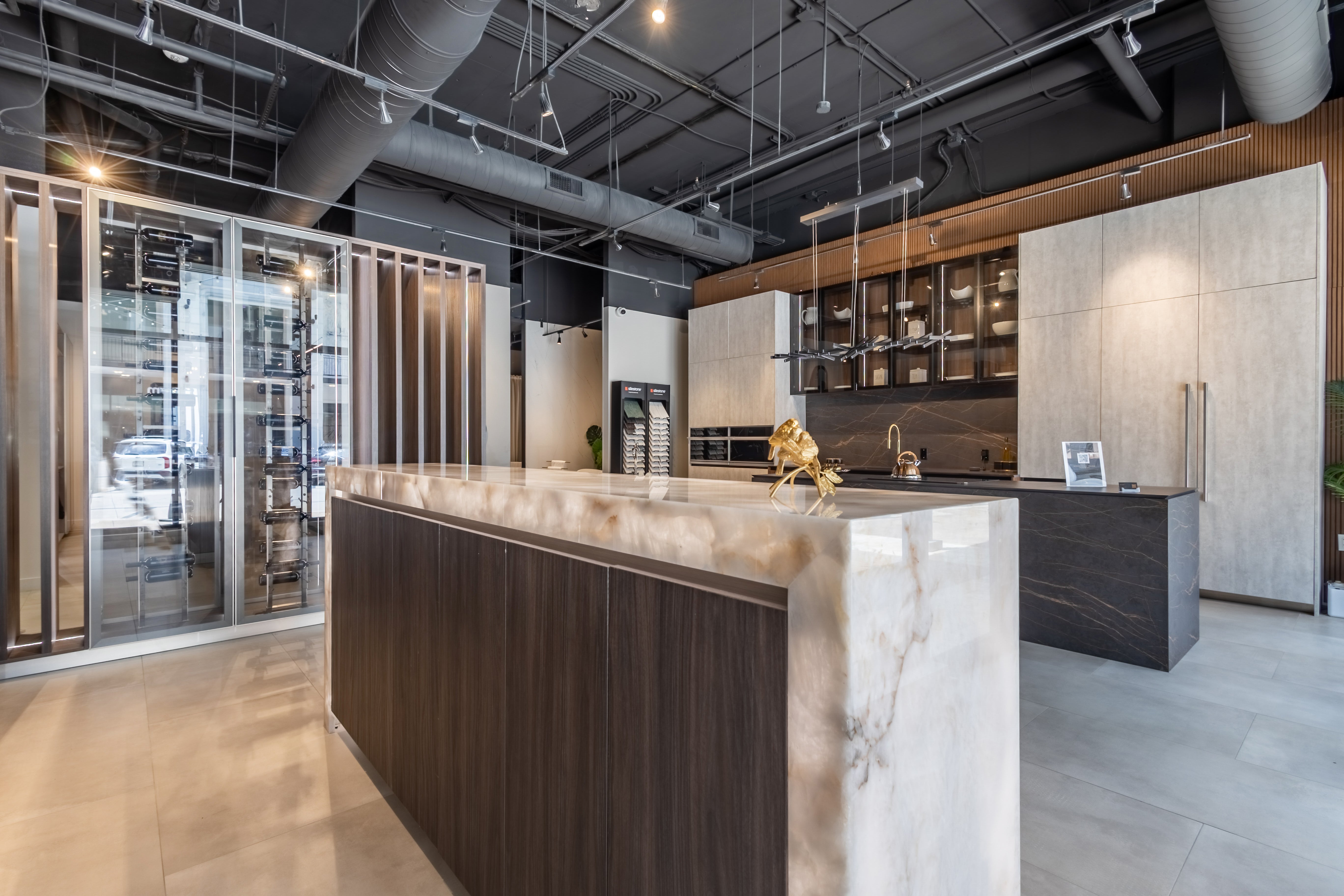 Azzurri Casa Modern Wood Paneled Wet Wine Bar with Wine Wall and Onyx Countertops