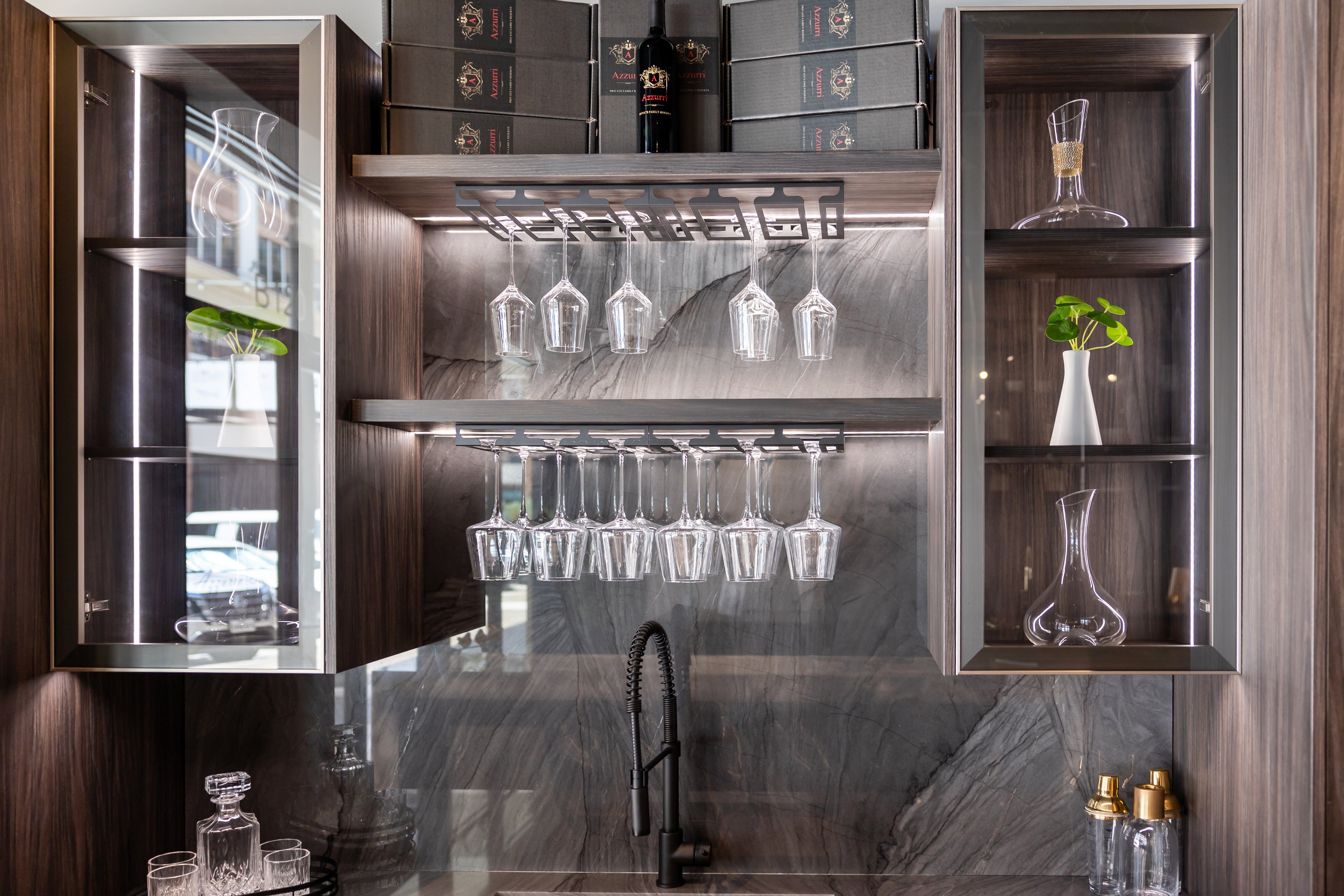 Azzurri Casa Modern Wood Paneled Wet Wine Bar with Wine Wall and Onyx Countertops