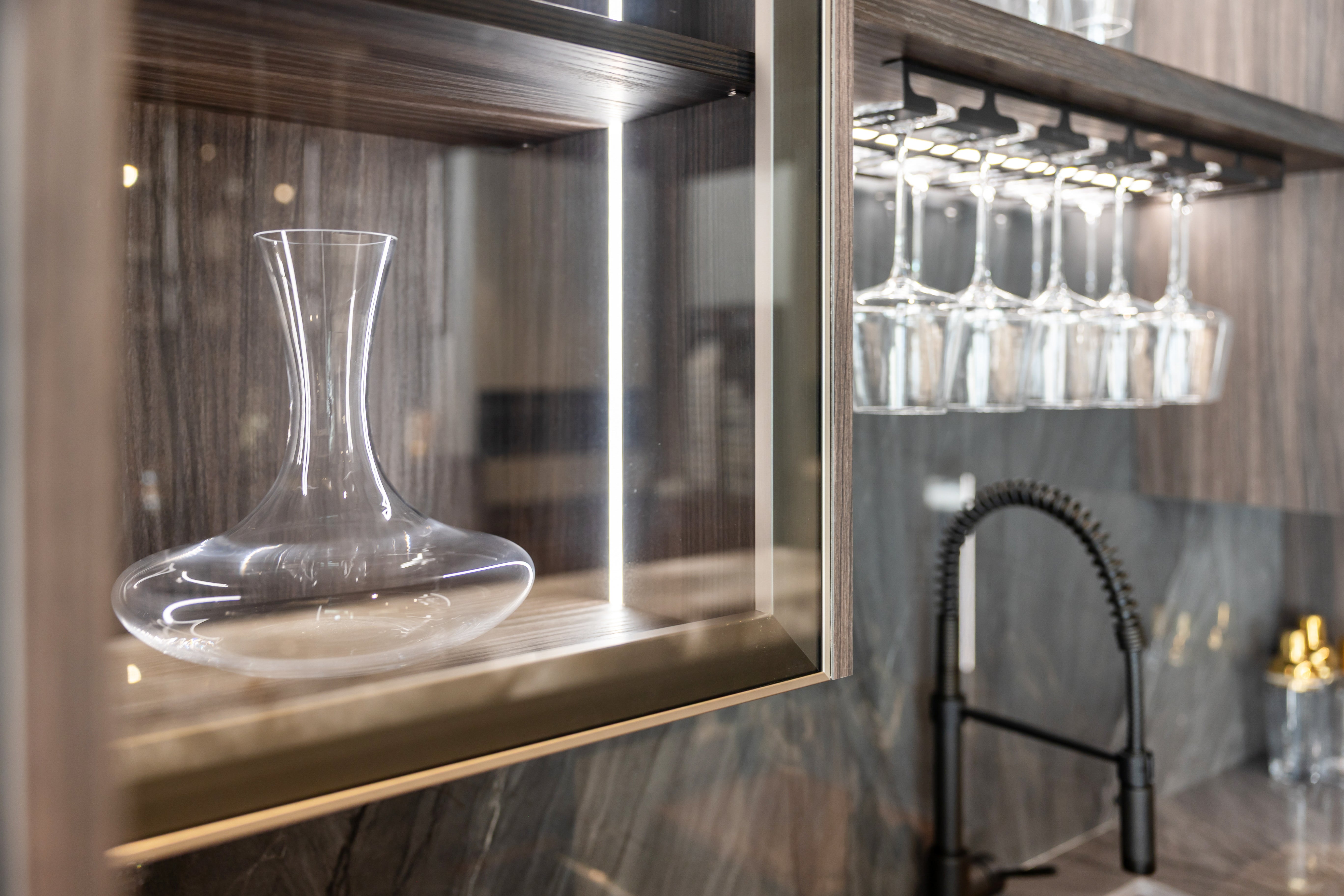 Azzurri Casa Modern Wood Paneled Wet Wine Bar with Wine Wall and Onyx Countertops