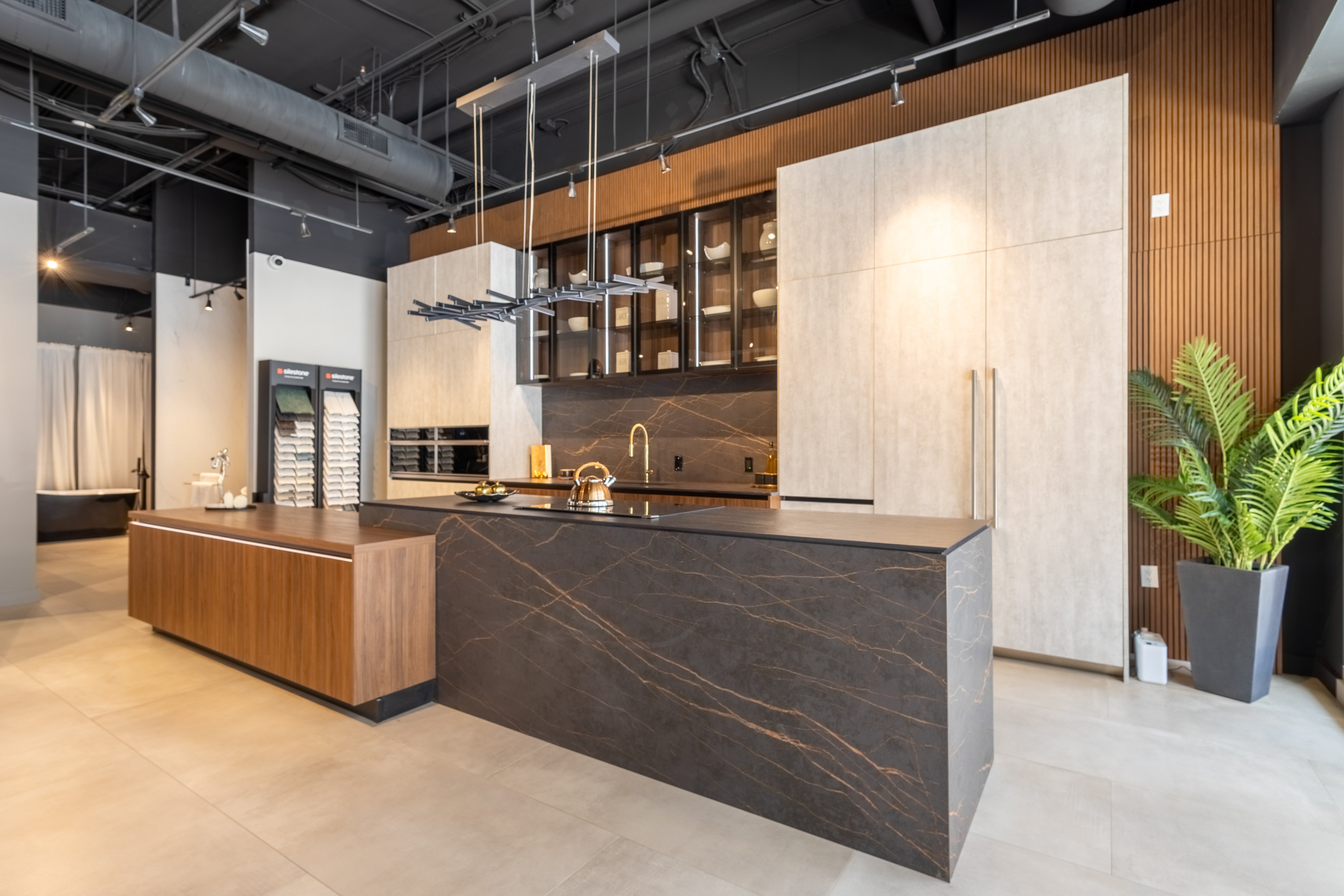 Azzurri Casa Dubai Style Modern Kitchen with Dekton Countertops and Monogram Appliances