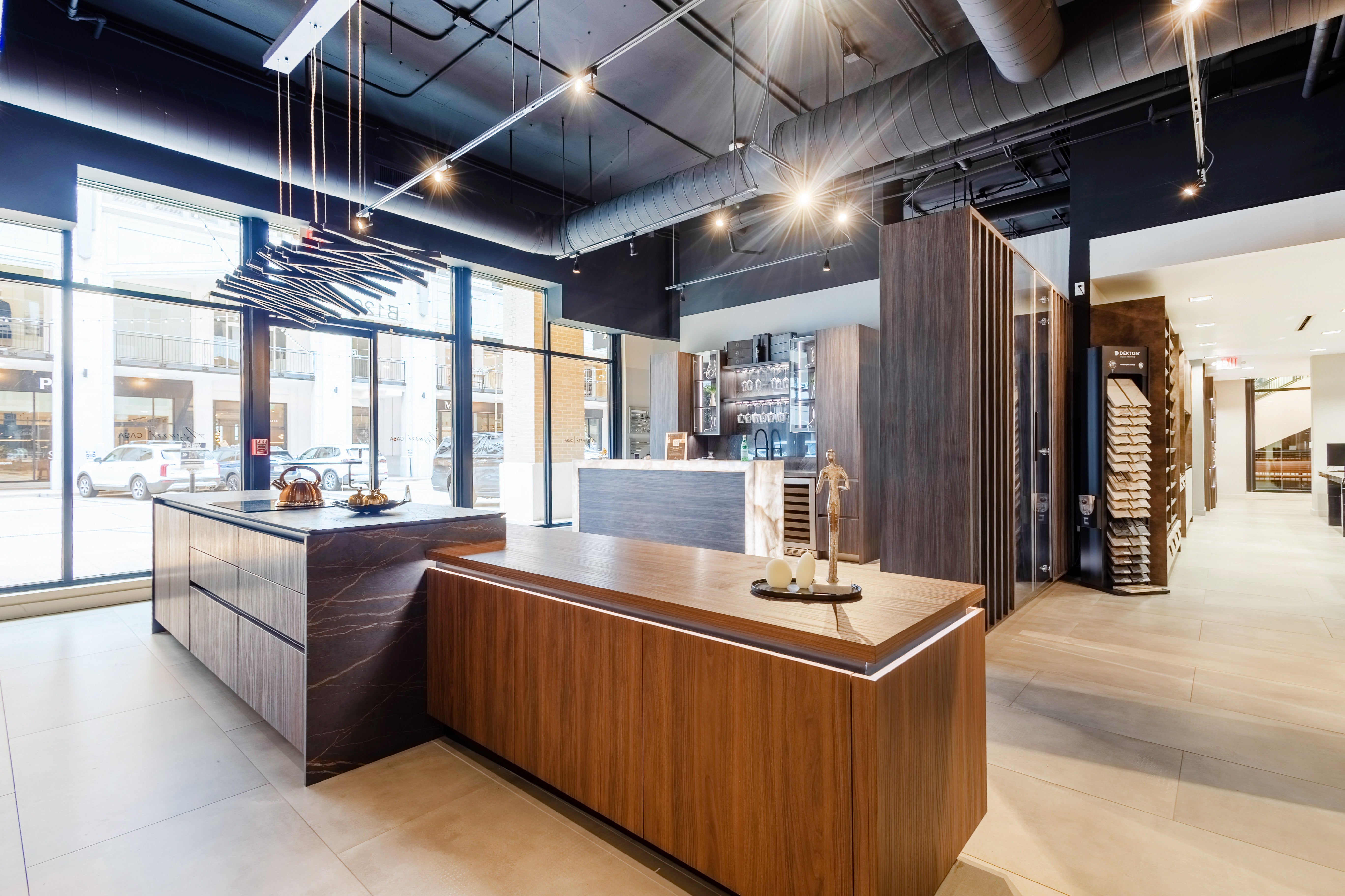 Azzurri Casa Dubai Style Modern Kitchen with Dekton Countertops and Monogram Appliances