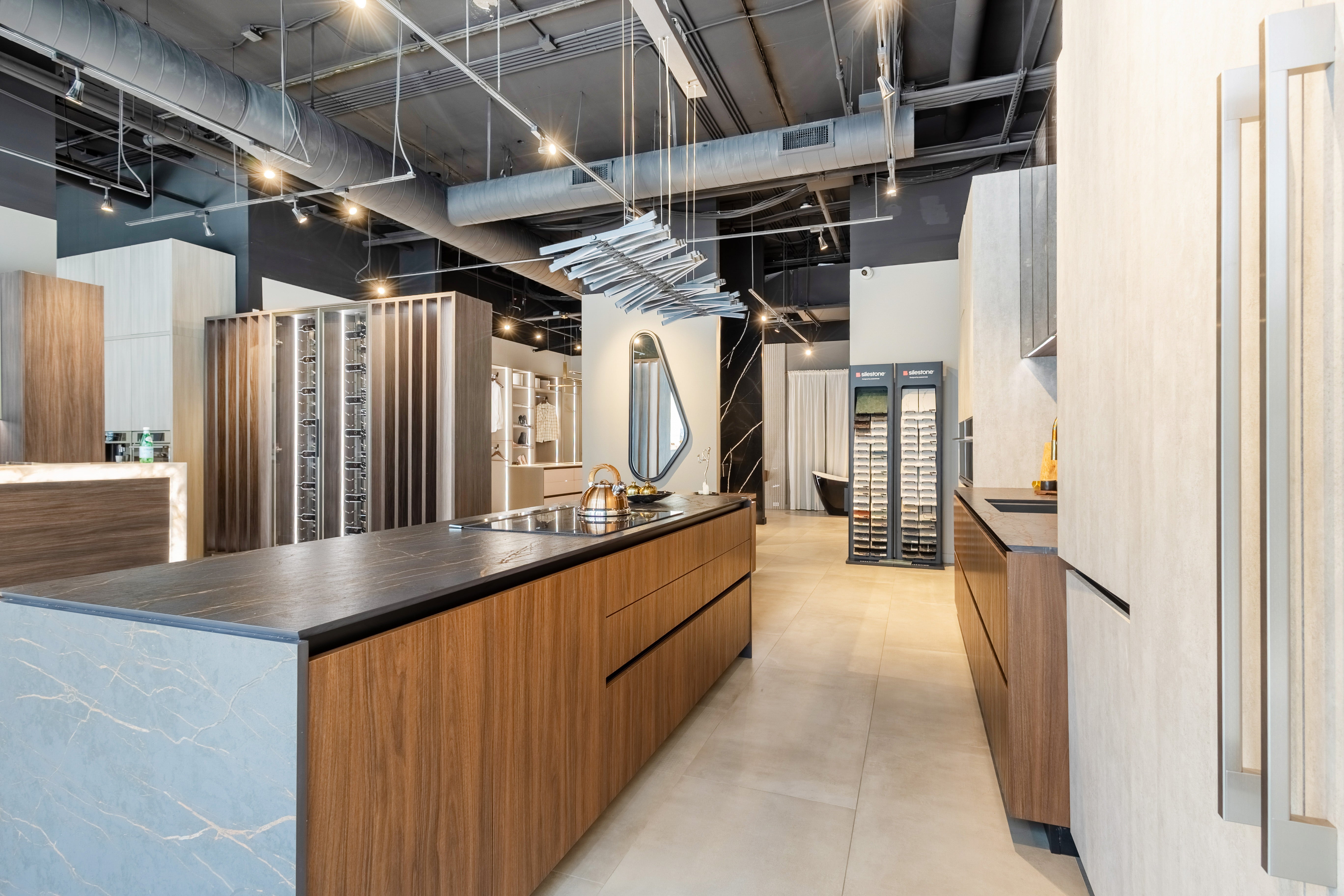 Azzurri Casa Dubai Style Modern Kitchen with Dekton Countertops and Monogram Appliances