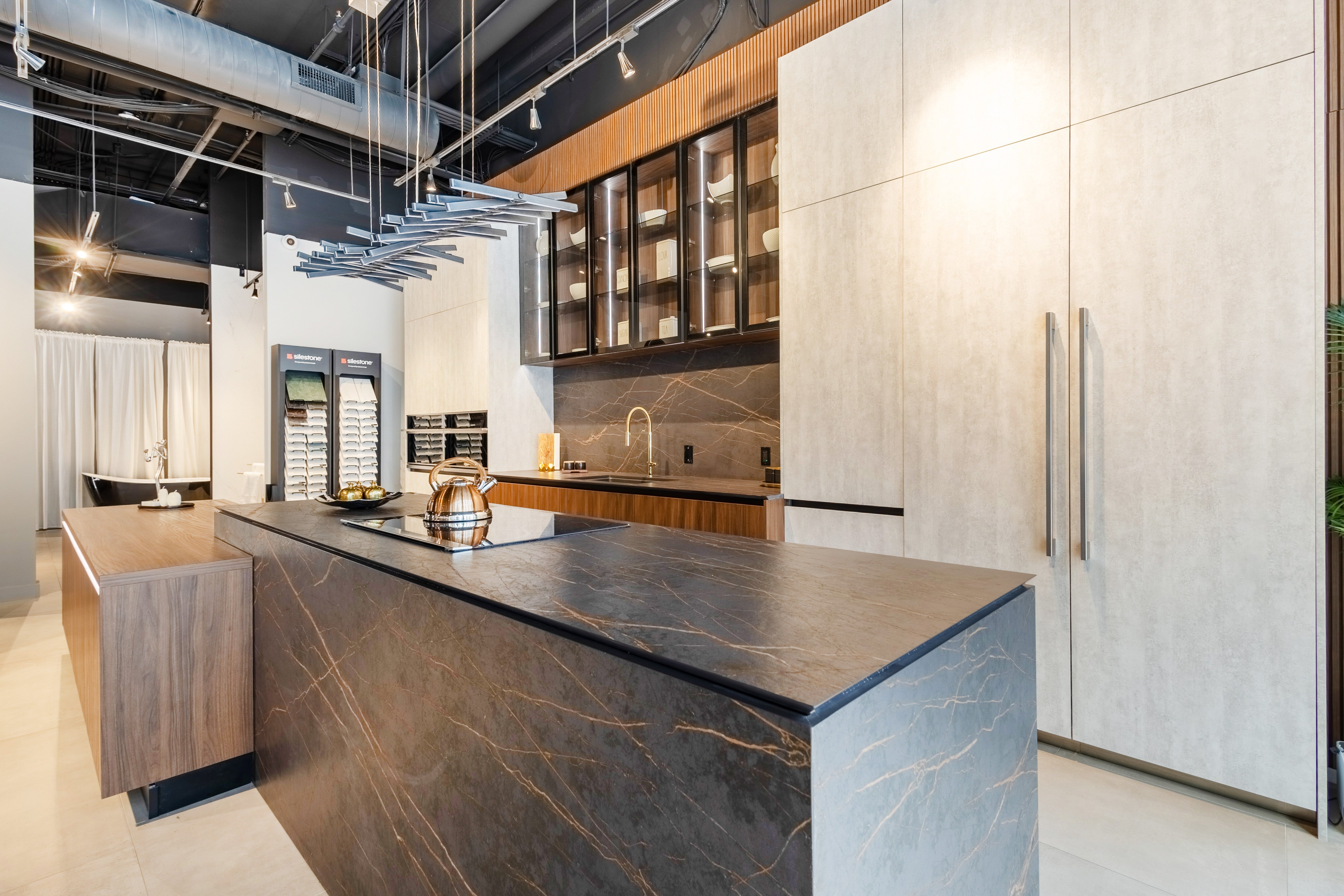 Azzurri Casa Dubai Style Modern Kitchen with Dekton Countertops and Monogram Appliances
