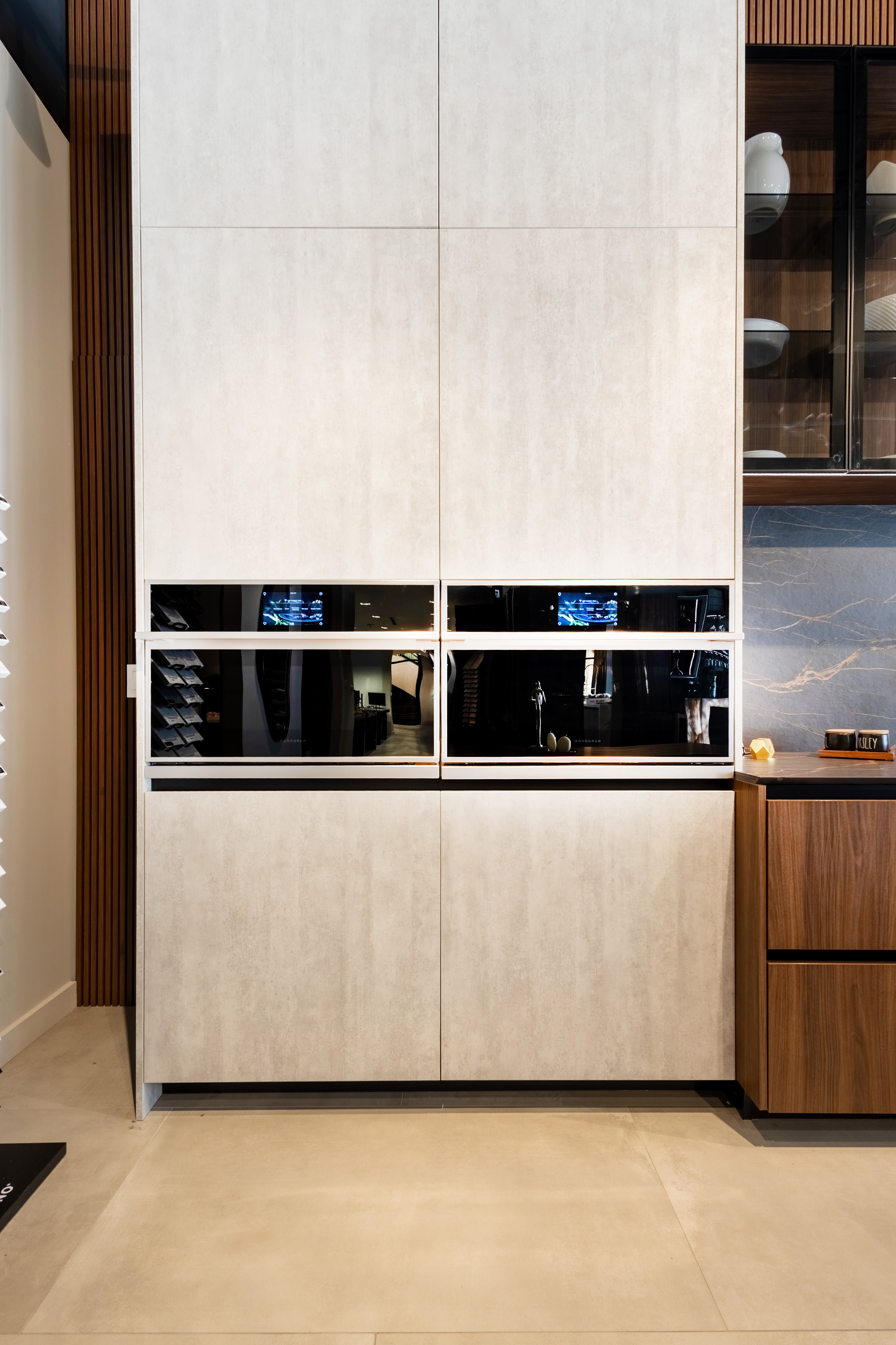 Azzurri Casa Dubai Style Modern Kitchen with Dekton Countertops and Monogram Appliances