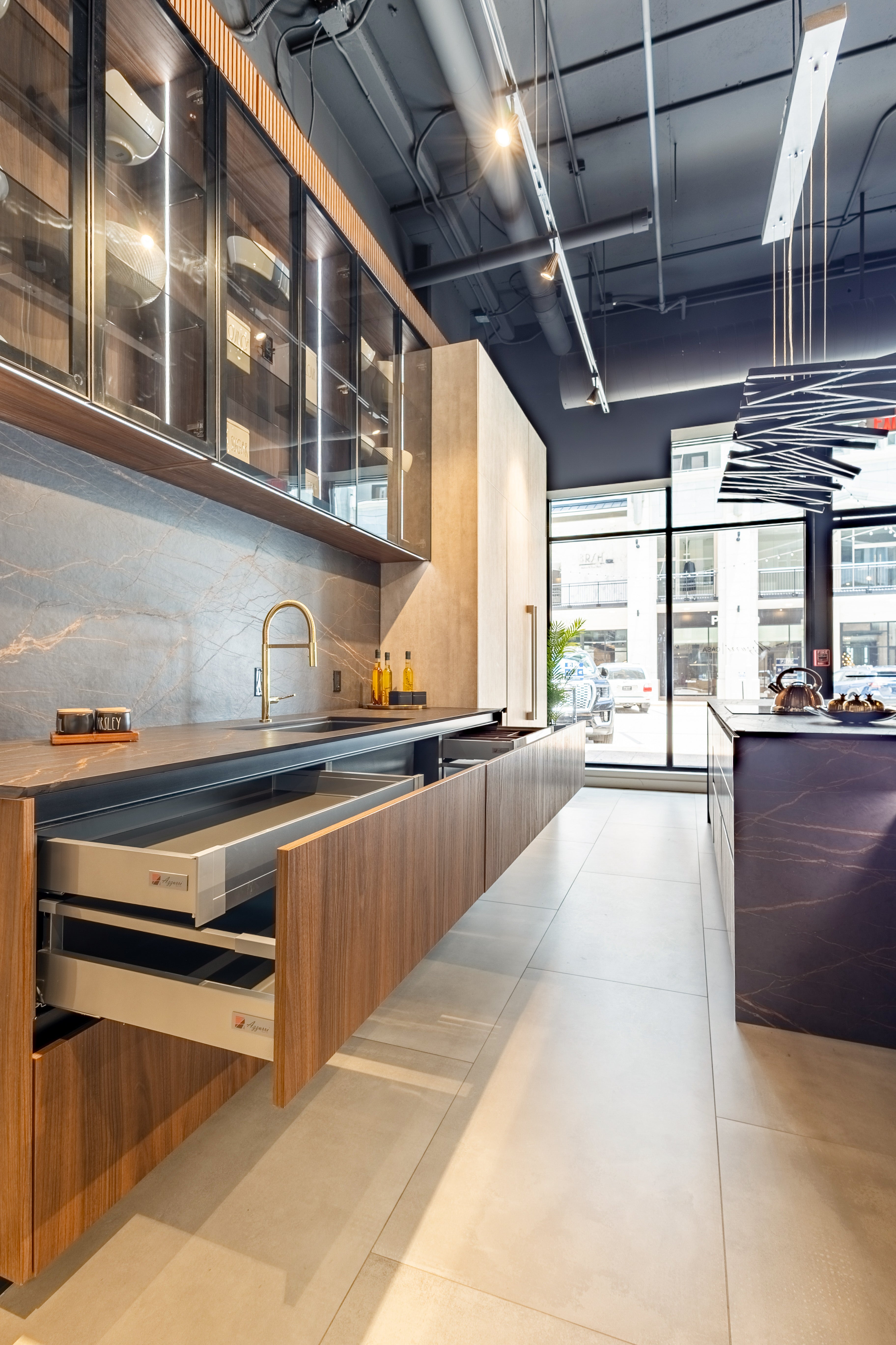 Azzurri Casa Dubai Style Modern Kitchen with Dekton Countertops and Monogram Appliances