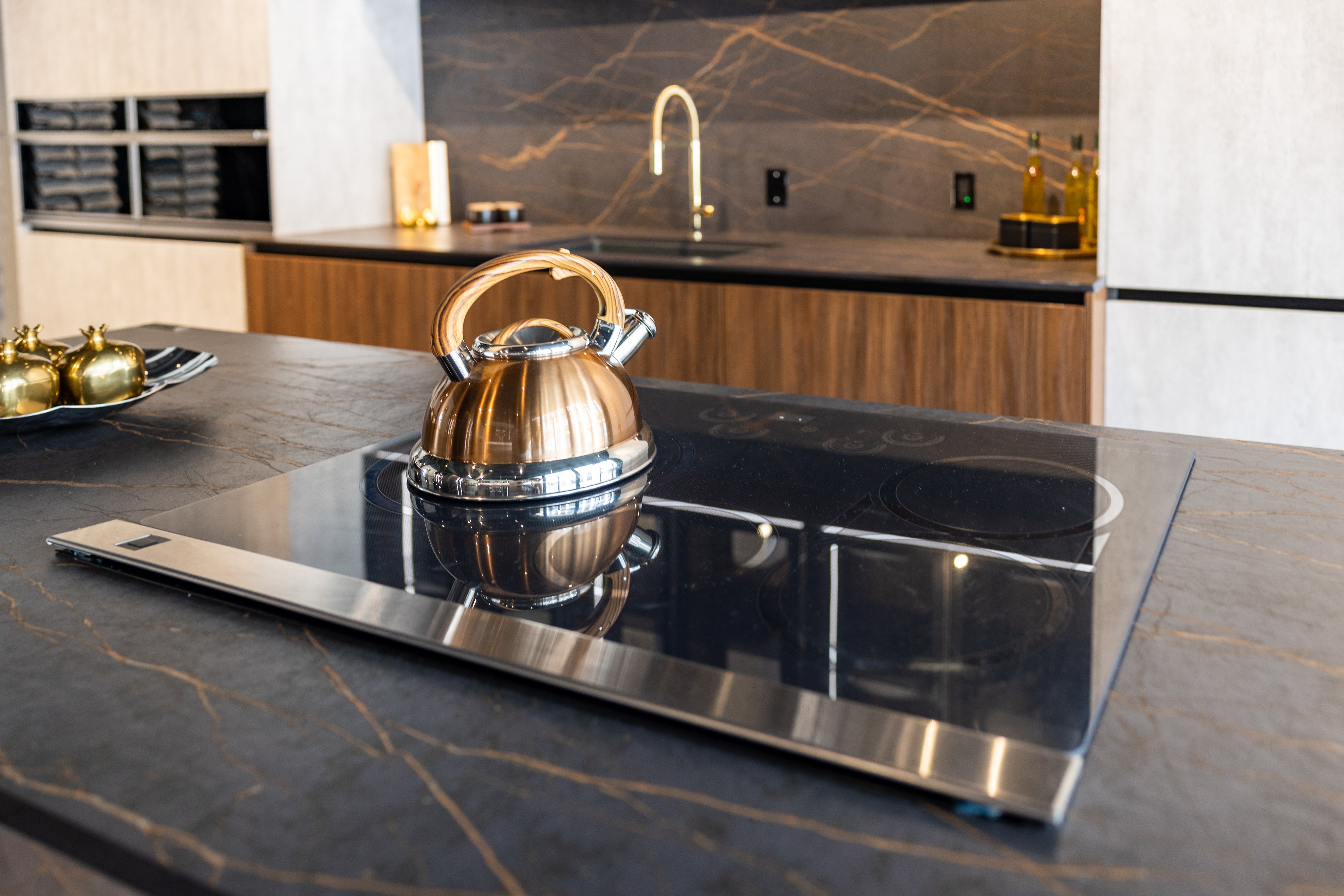 Azzurri Casa Dubai Style Modern Kitchen with Dekton Countertops and Monogram Appliances