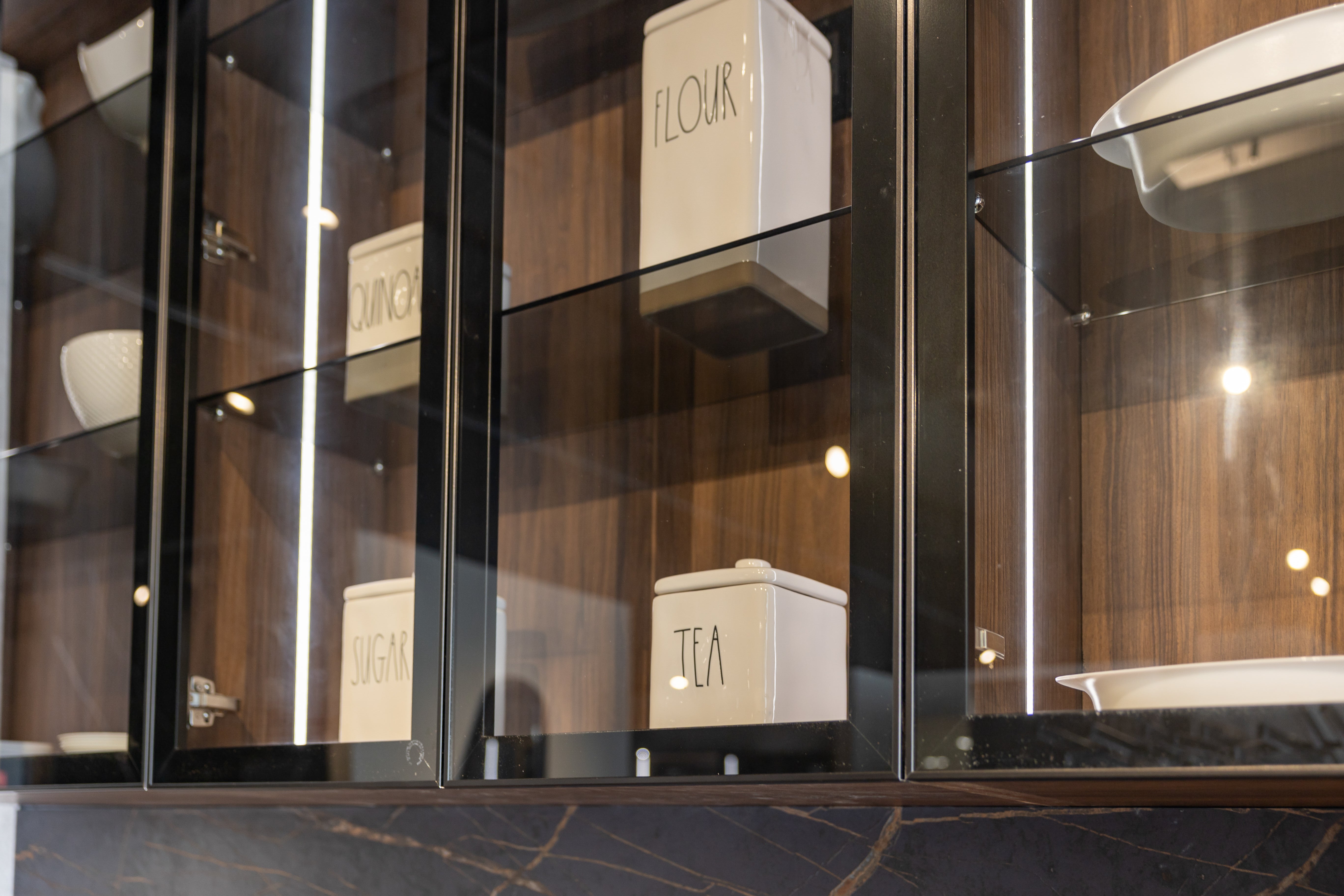 Azzurri Casa Dubai Style Modern Kitchen with Dekton Countertops and Monogram Appliances