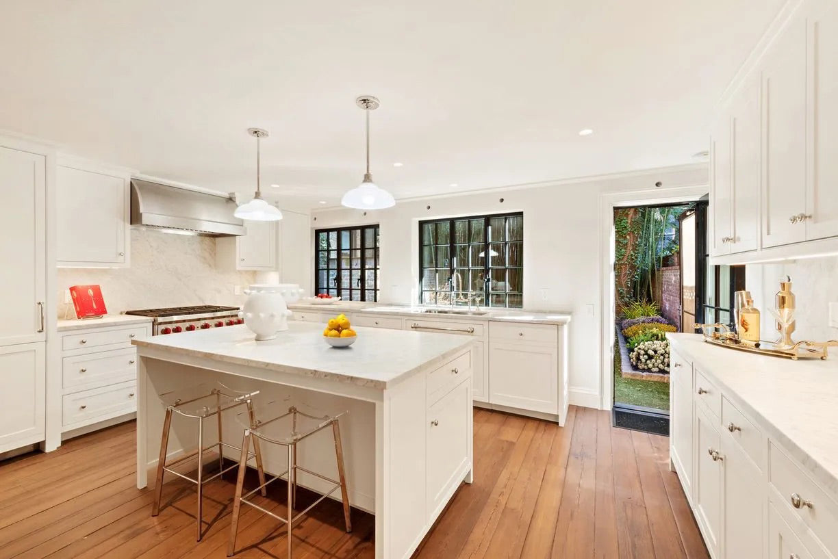 Custom Traditional White Partial Kitchen Cabinets