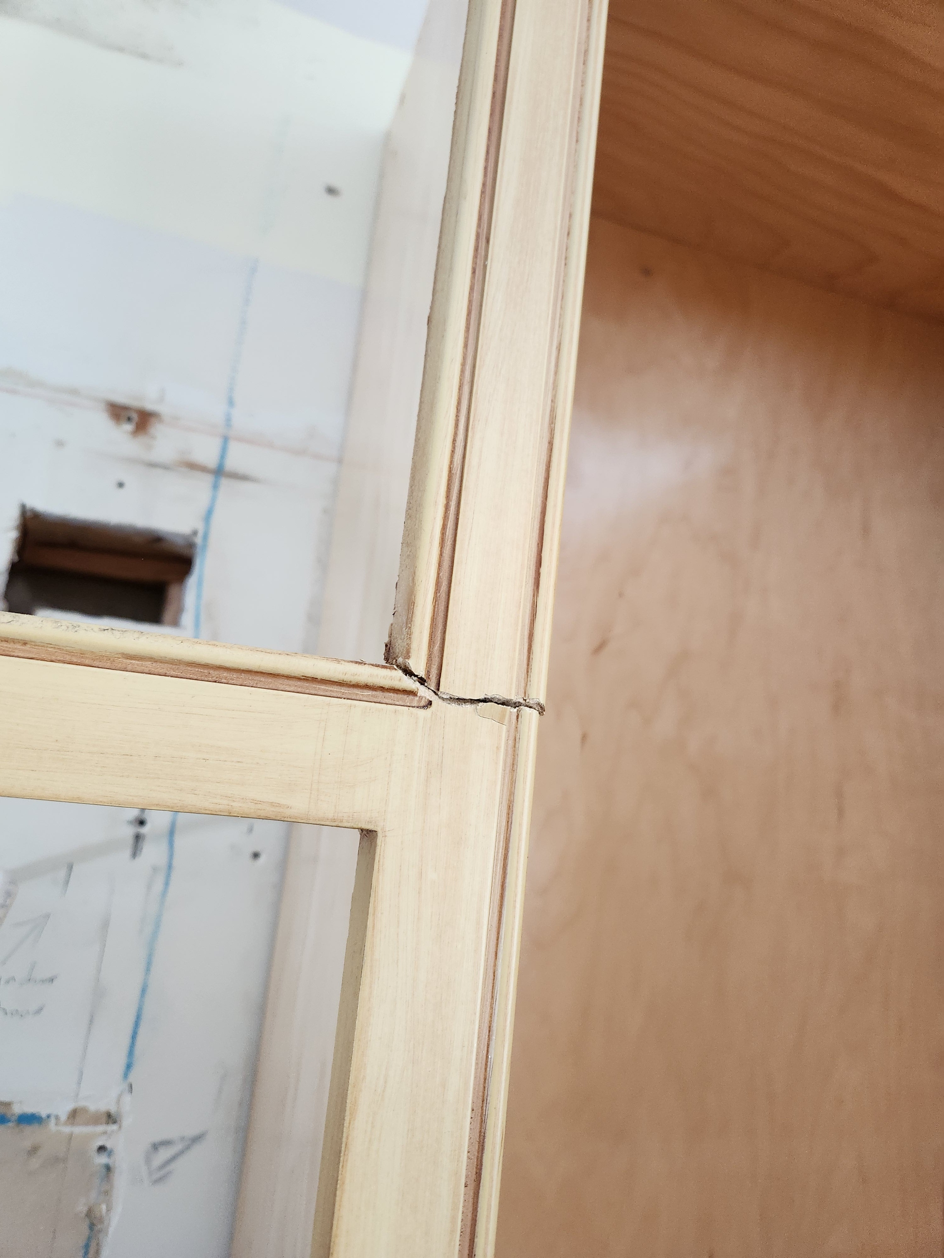 Traditional Light Brown Kitchen with Island, Appliances & Breakfast Area
