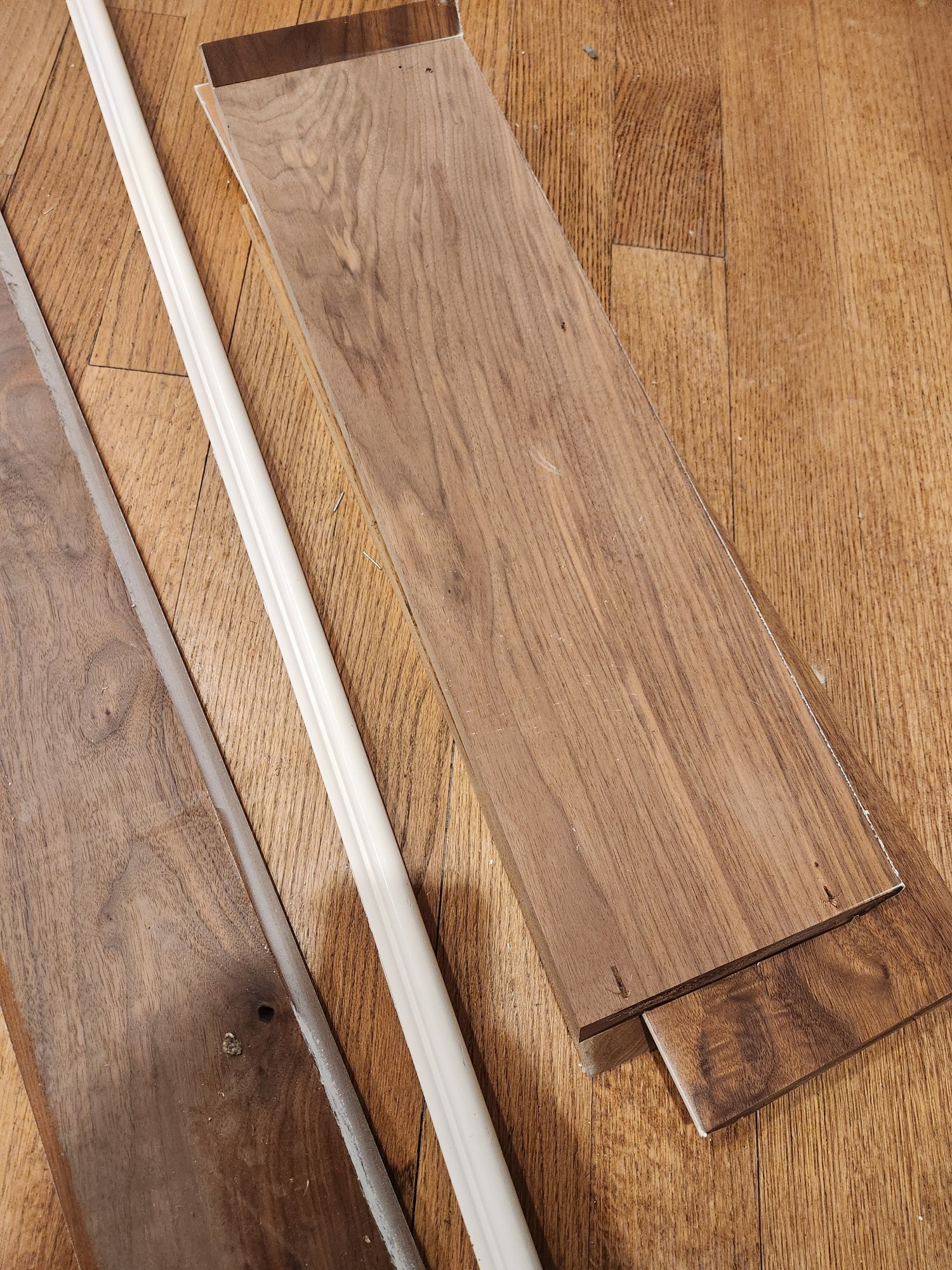 Kountry Kraft Traditional White Kitchen with Island, Granite Countertops & Appliances