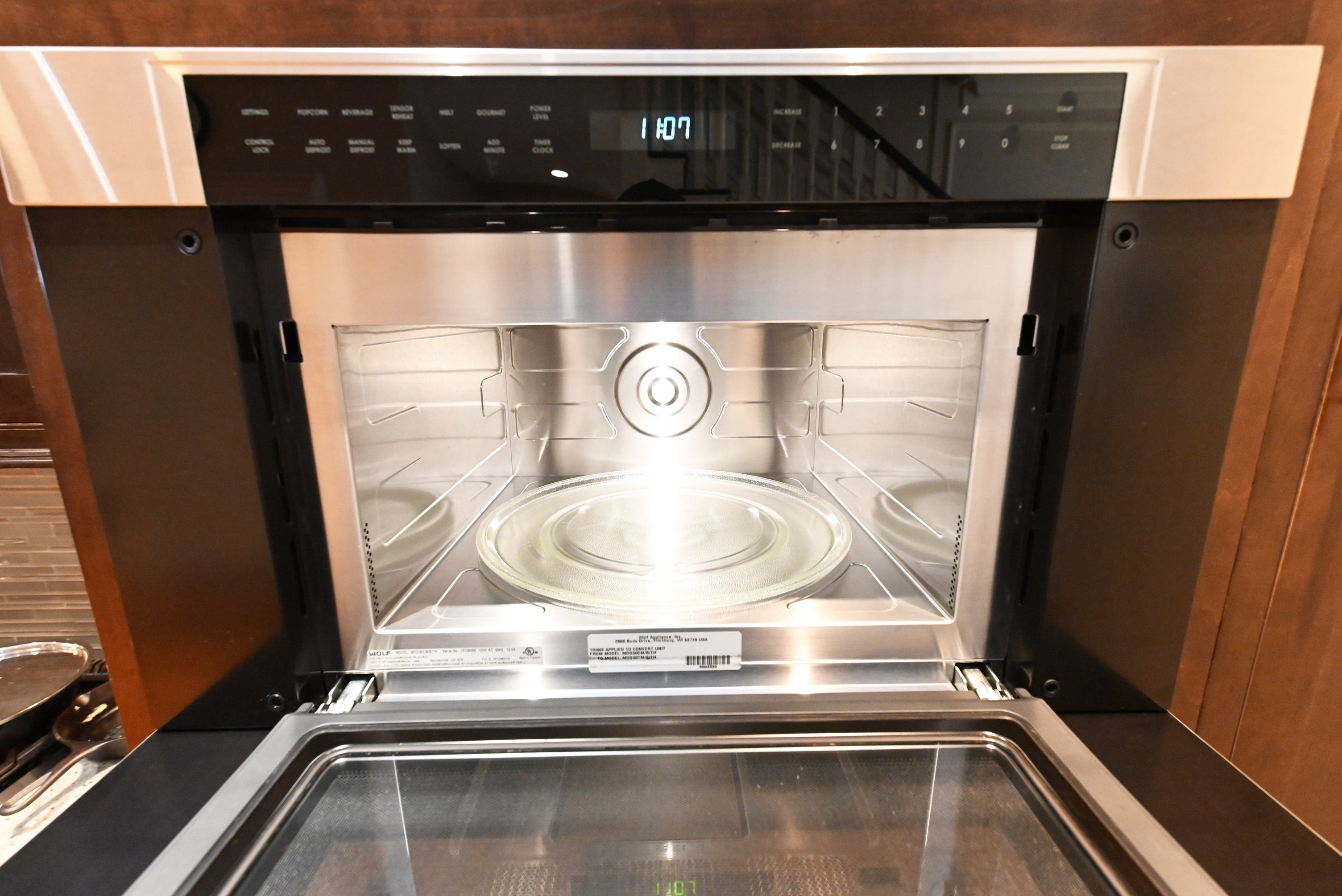 Custom Dignified Chestnut Transitional Pre-Owned Kitchen