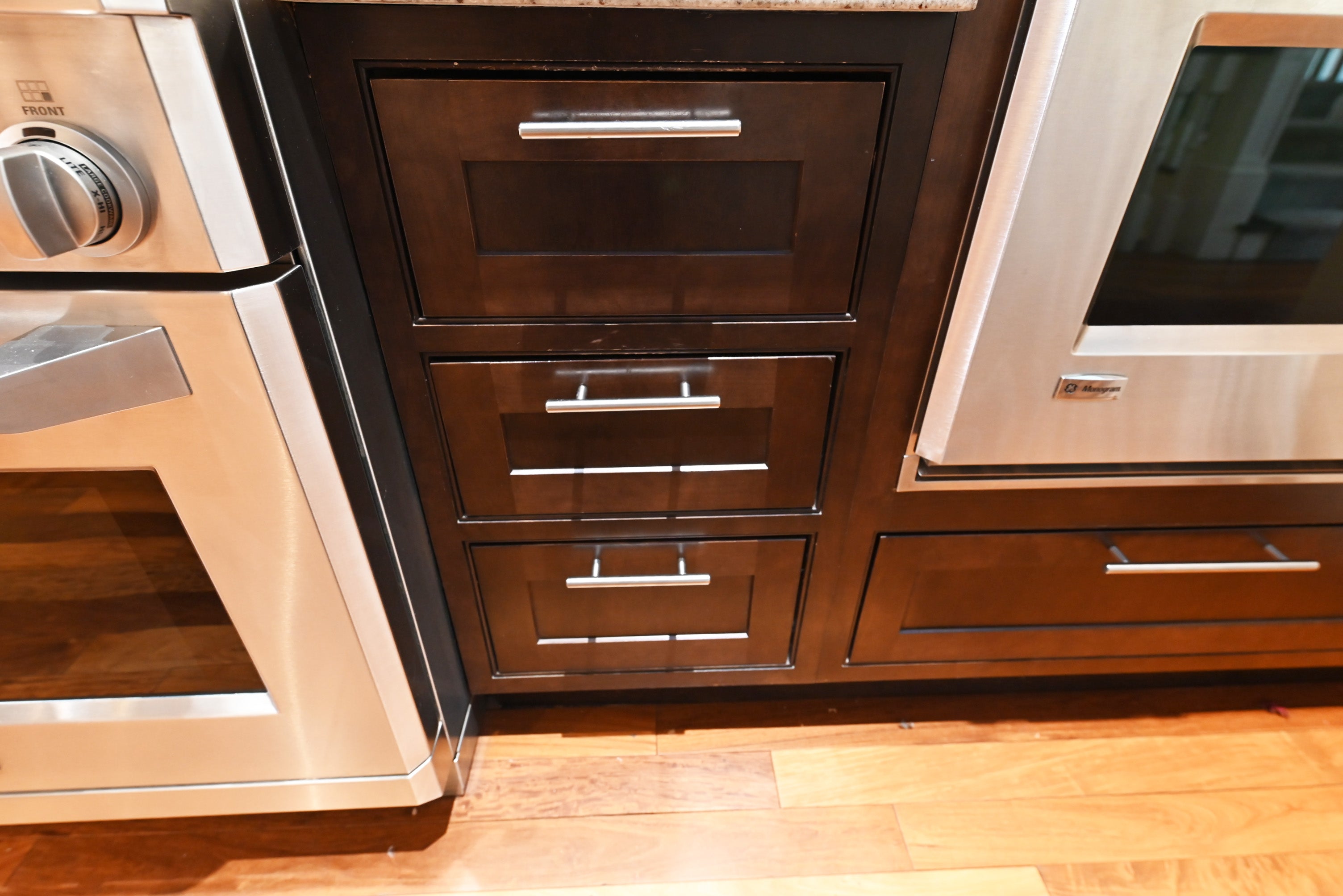 Custom Dignified Chestnut Transitional Pre-Owned Kitchen