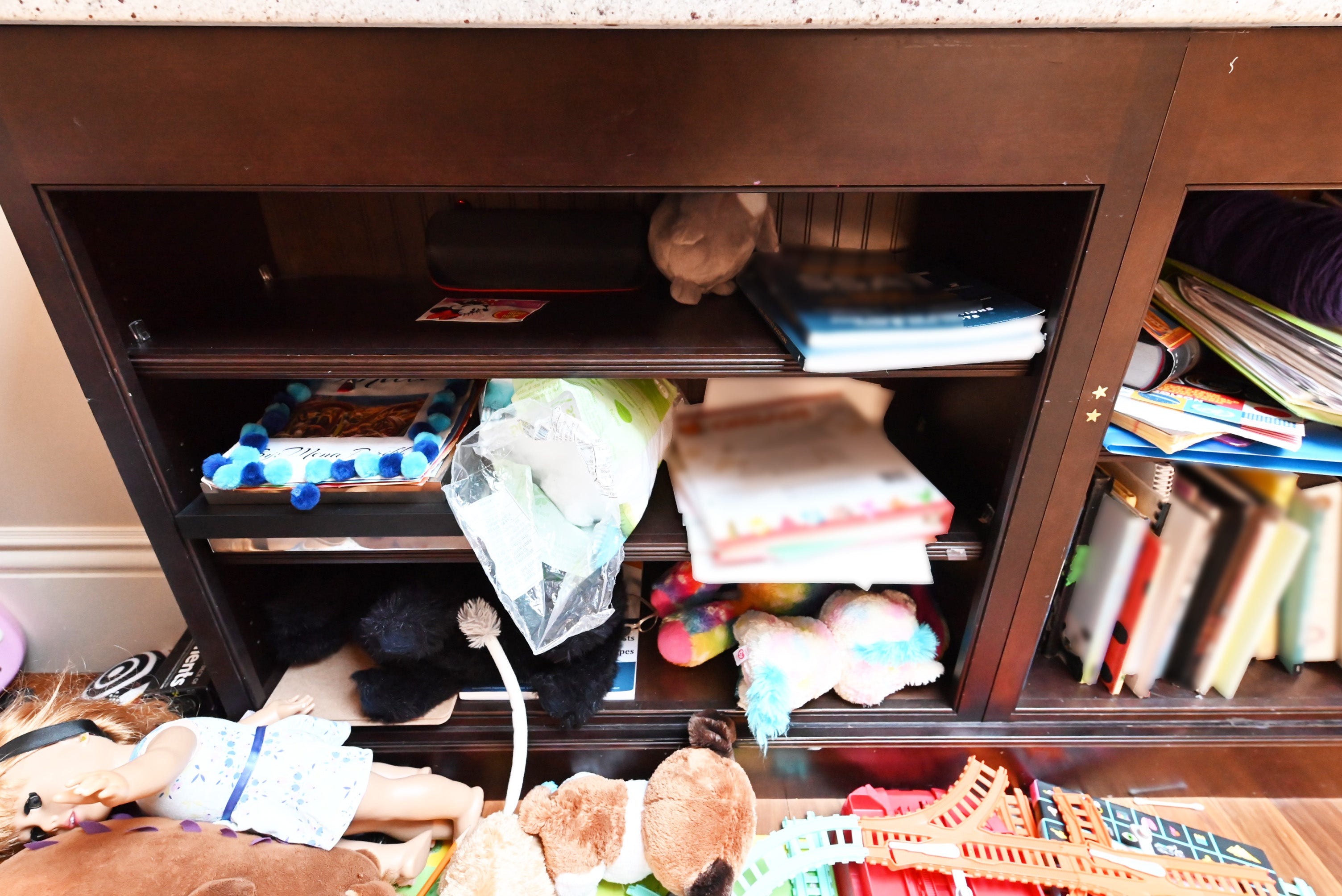 Custom Dignified Chestnut Transitional Pre-Owned Kitchen