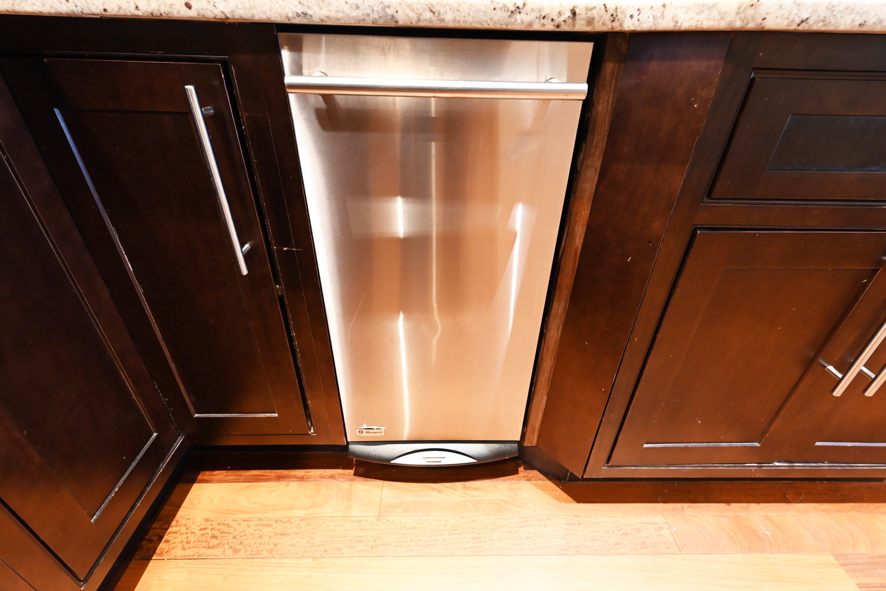 Custom Dignified Chestnut Transitional Pre-Owned Kitchen