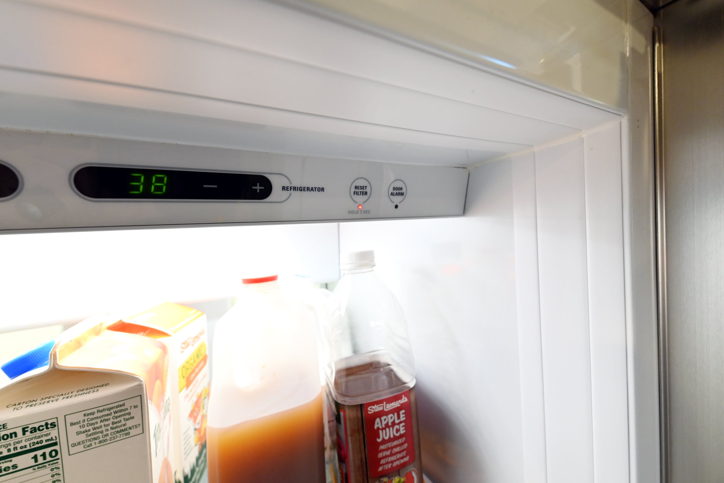 Ackley Cabinet Timeless Cherry & Stainless Traditional Pre-Owned Kitchen