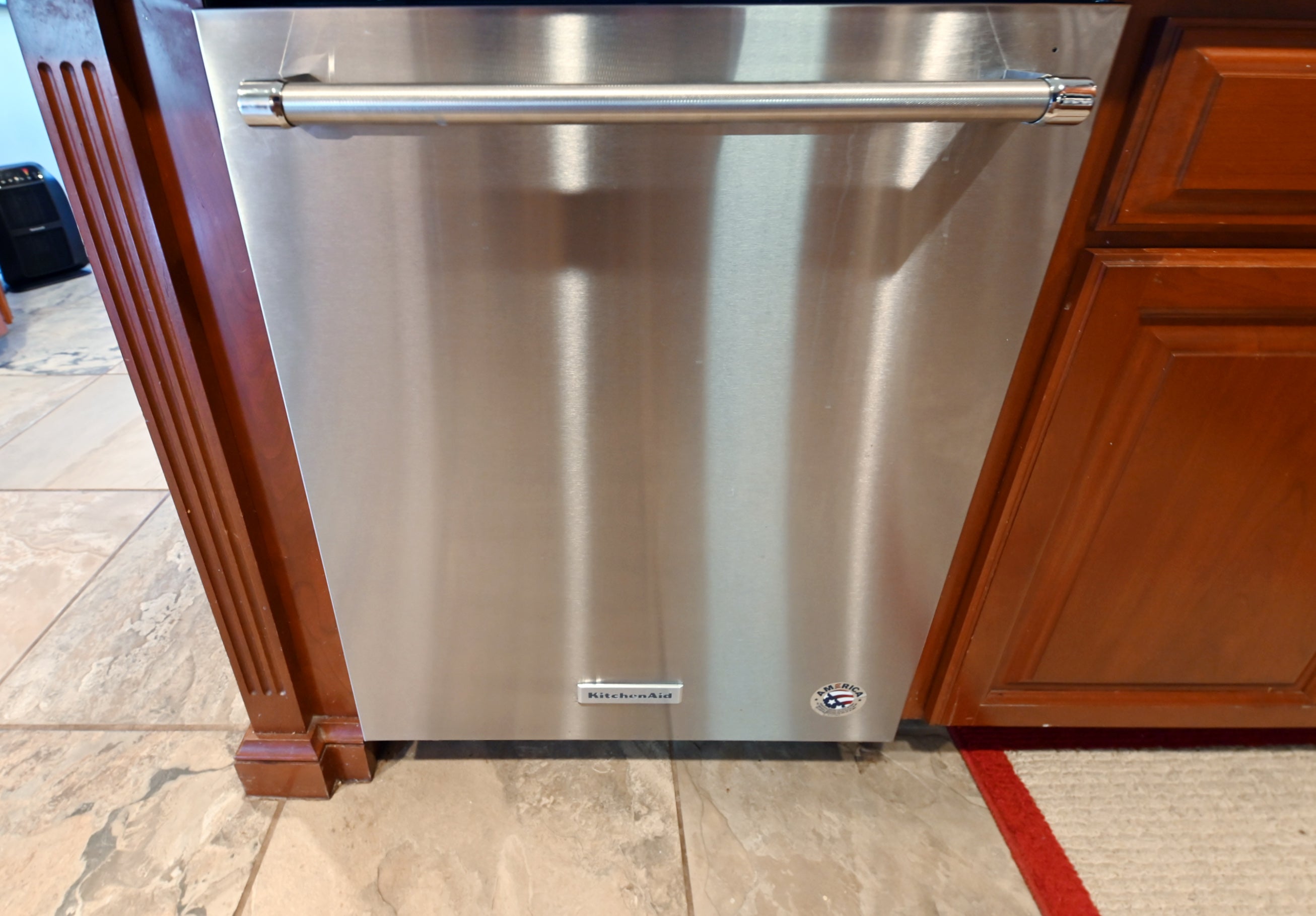 Ackley Cabinet Timeless Cherry & Stainless Traditional Pre-Owned Kitchen