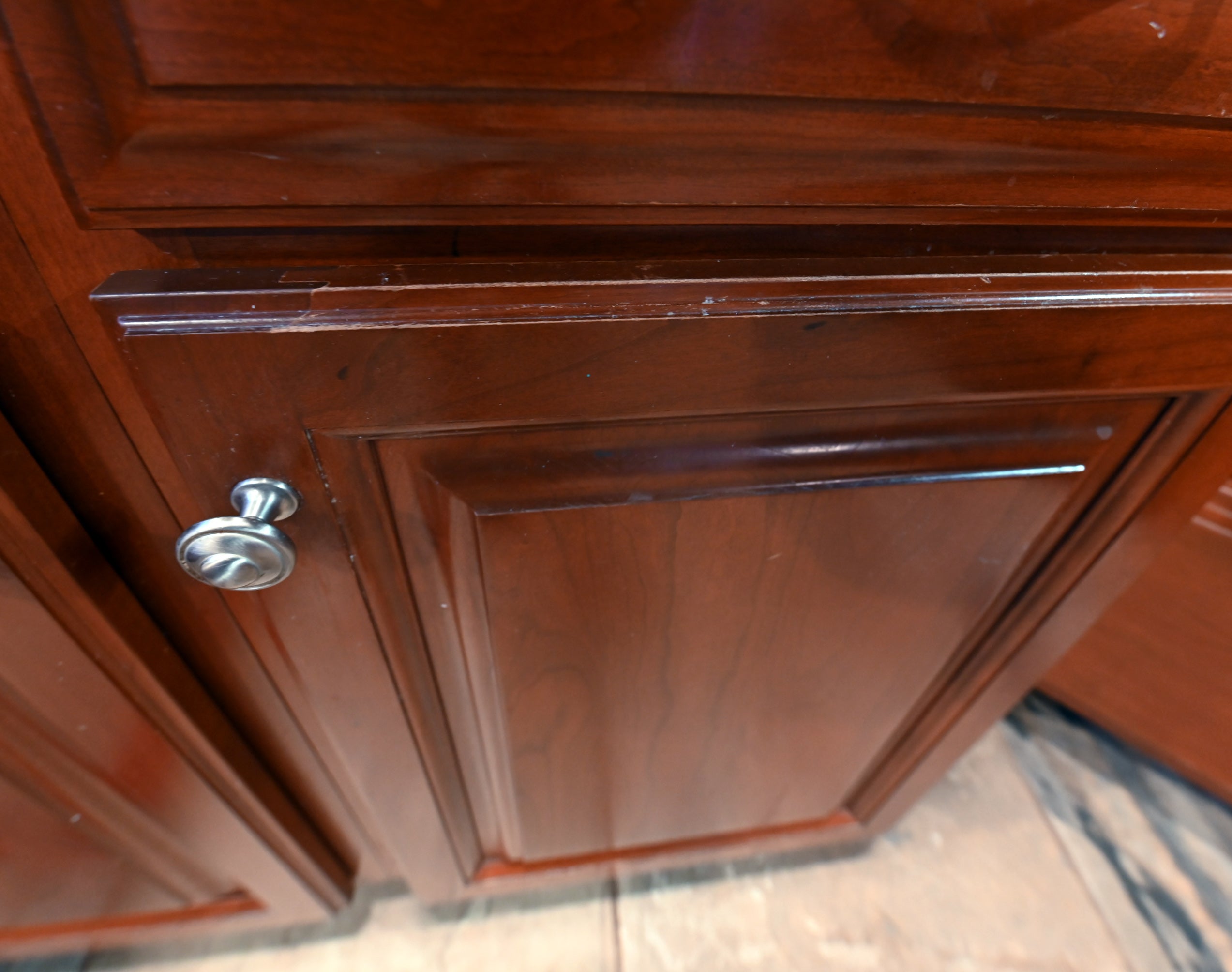 Ackley Cabinet Timeless Cherry & Stainless Traditional Pre-Owned Kitchen