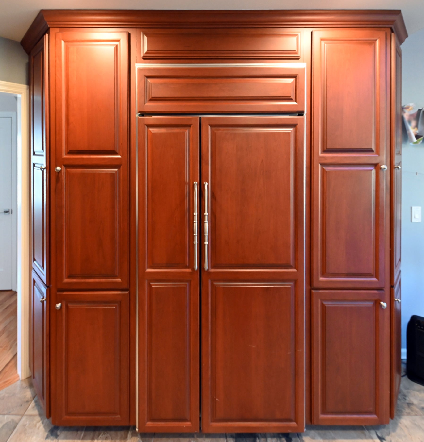 Ackley Cabinet Timeless Cherry & Stainless Traditional Pre-Owned Kitchen