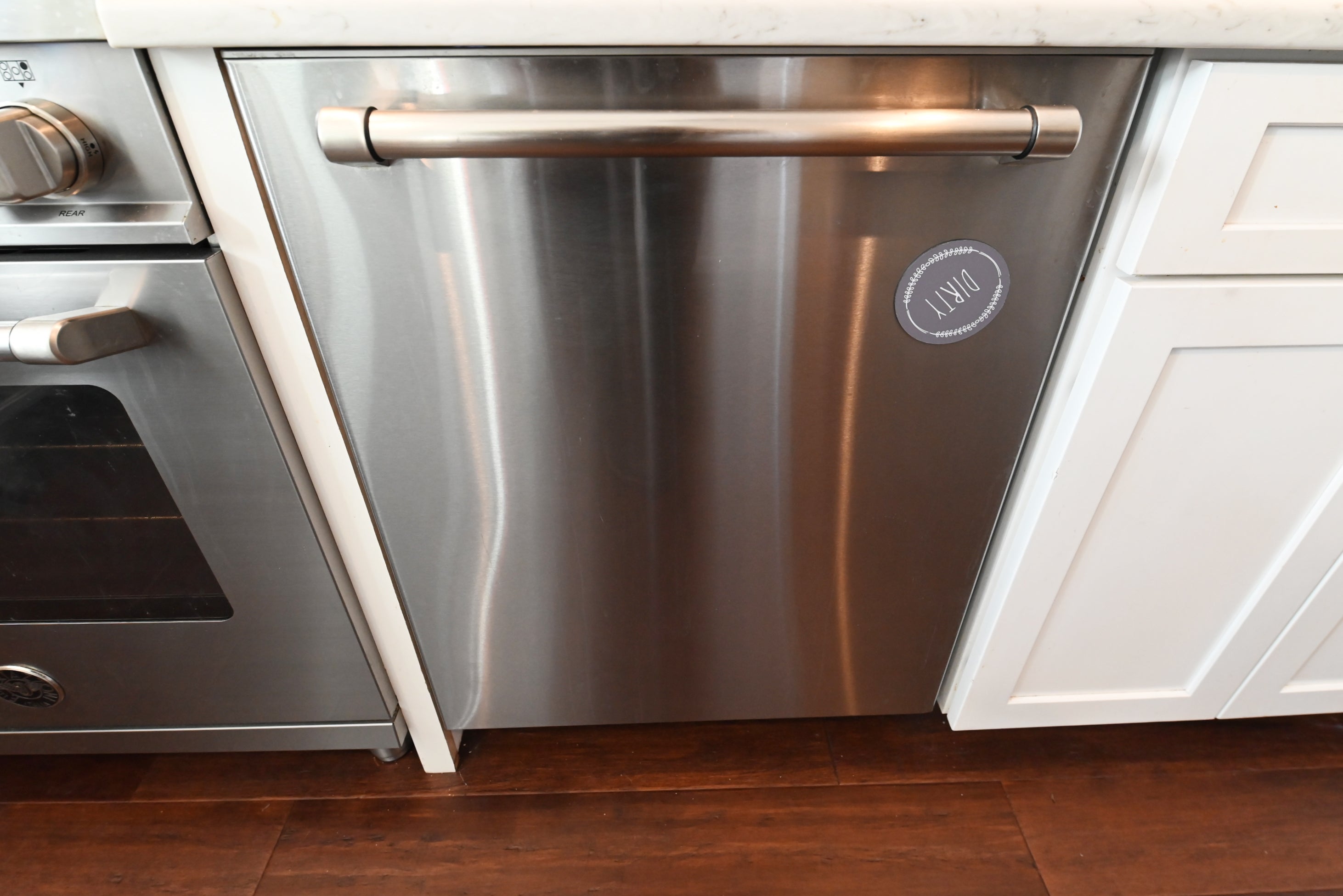 Contemporary European Style White Transitional Pre-Owned Kitchen