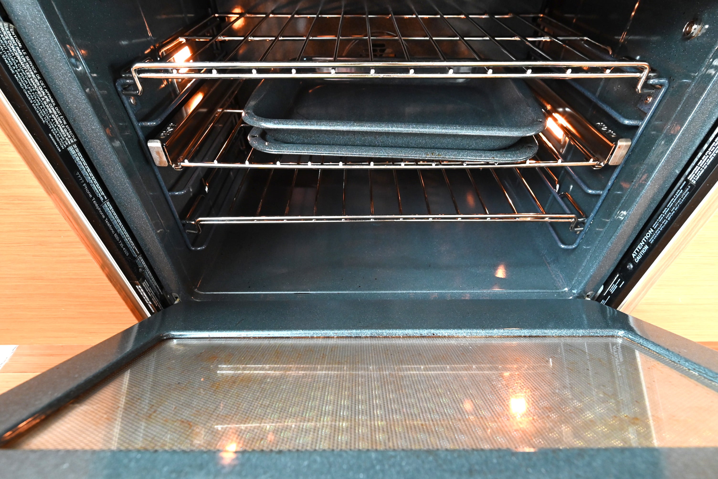 Schiffini Graham Cracker Pie Modern Pre-Owned Kitchen