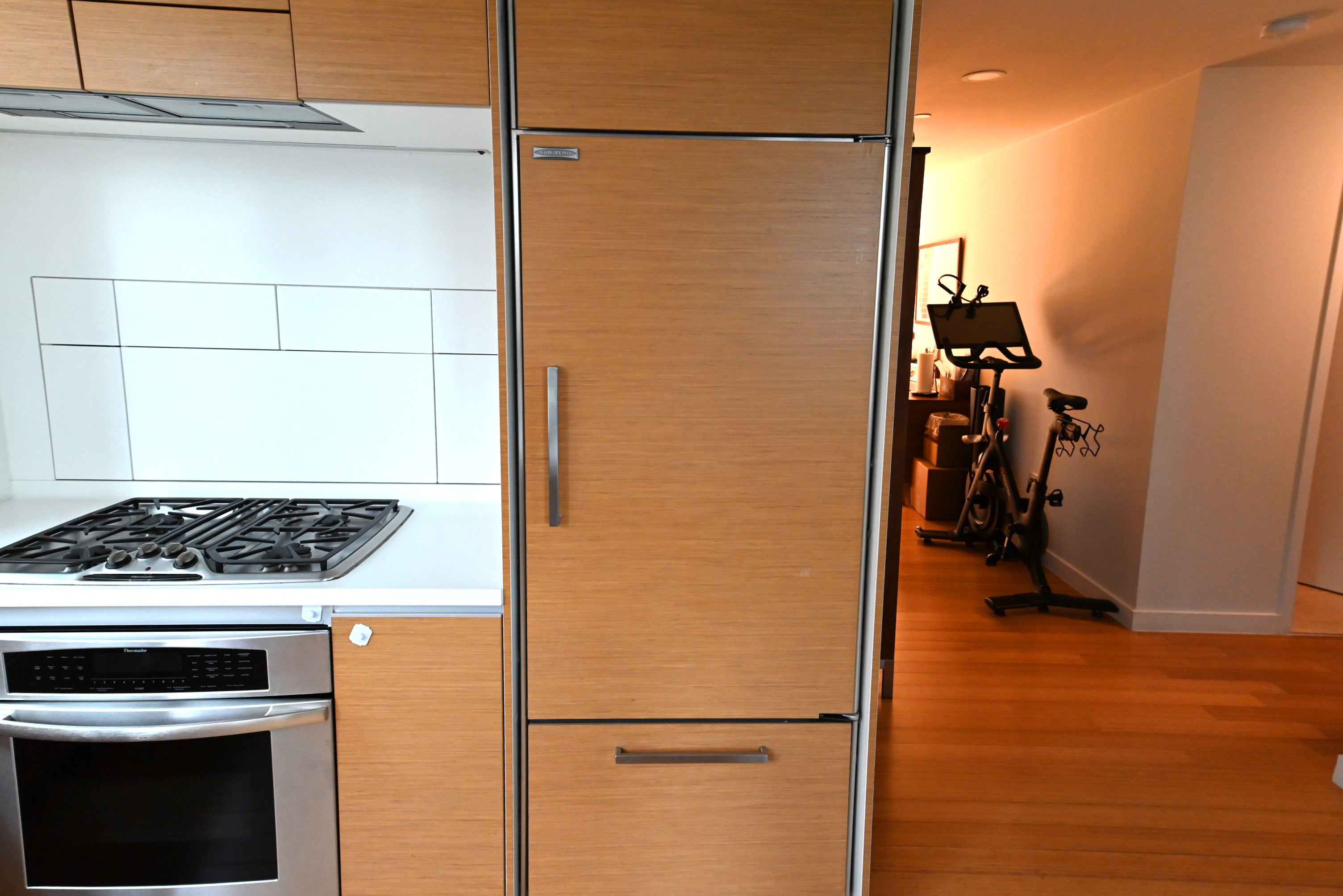 Schiffini Graham Cracker Pie Modern Pre-Owned Kitchen