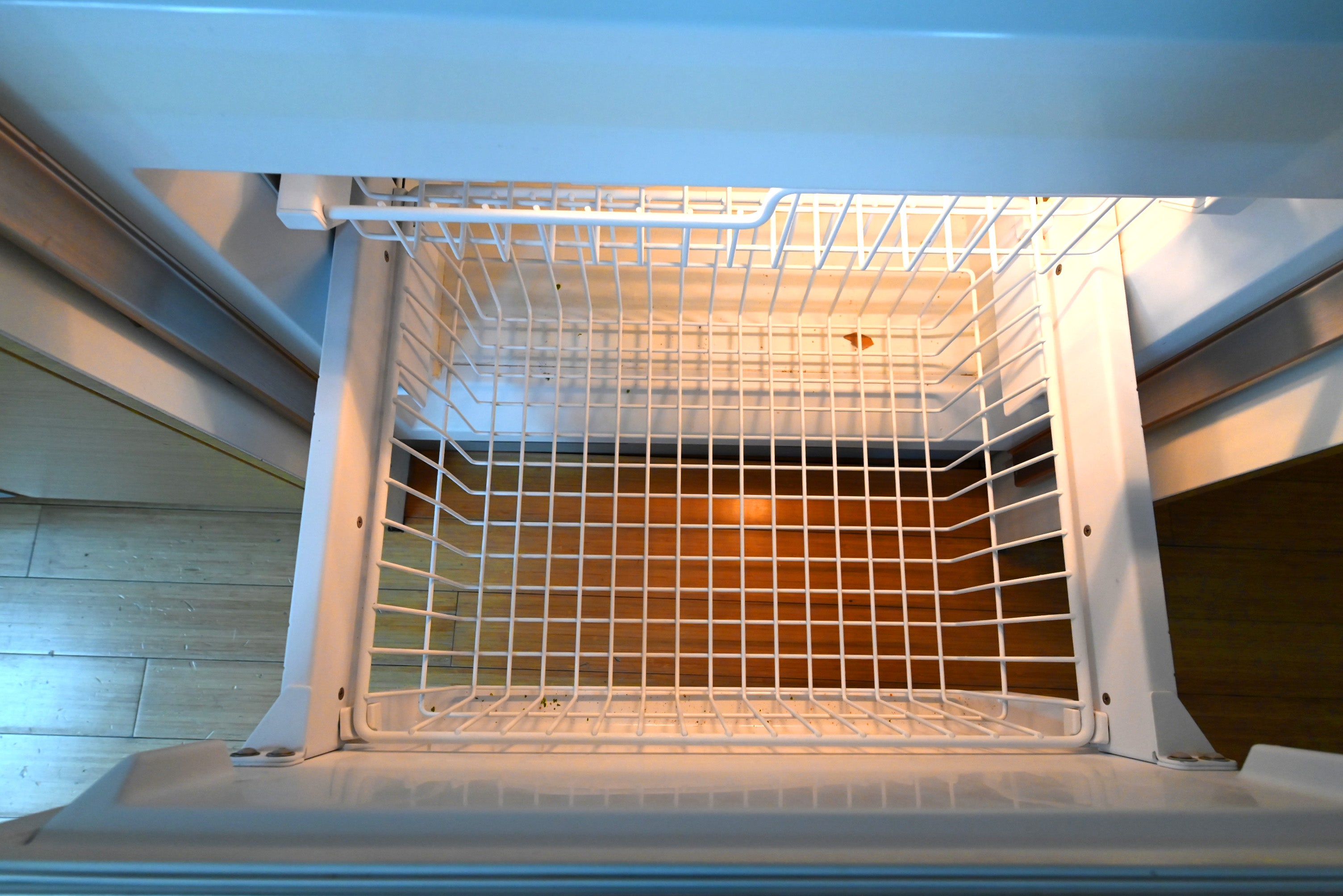 Schiffini Graham Cracker Pie Modern Pre-Owned Kitchen