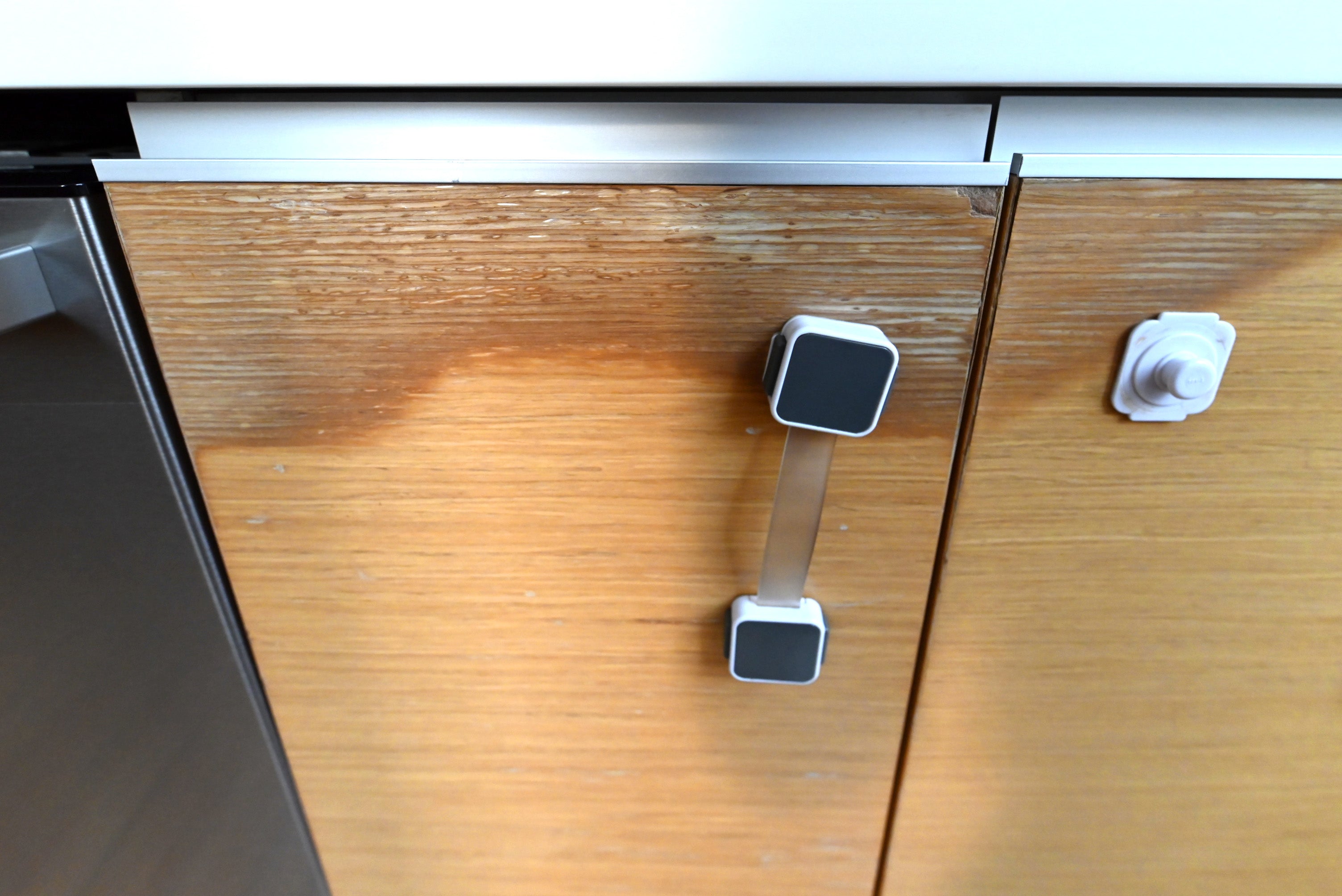 Schiffini Graham Cracker Pie Modern Pre-Owned Kitchen