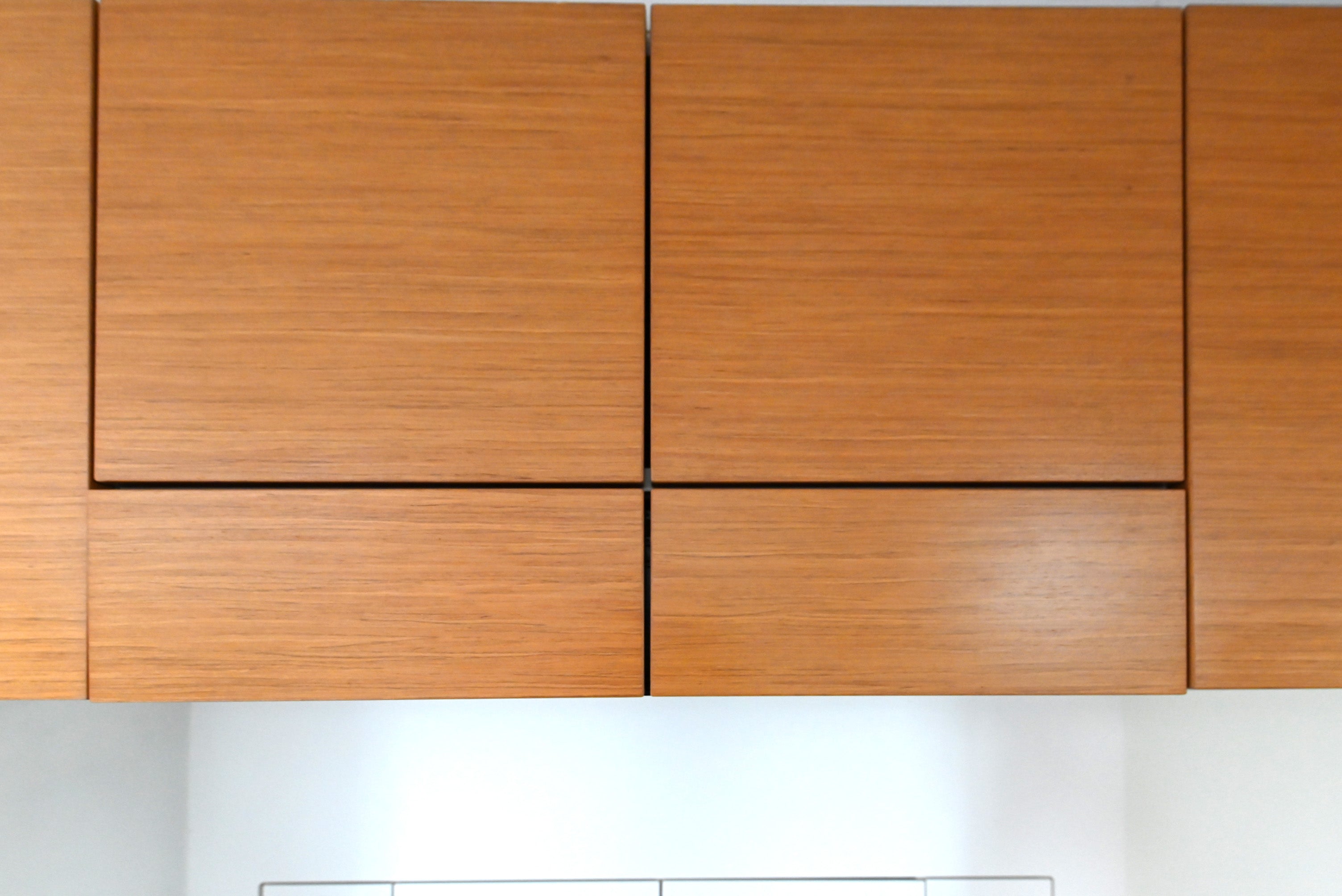 Schiffini Graham Cracker Pie Modern Pre-Owned Kitchen