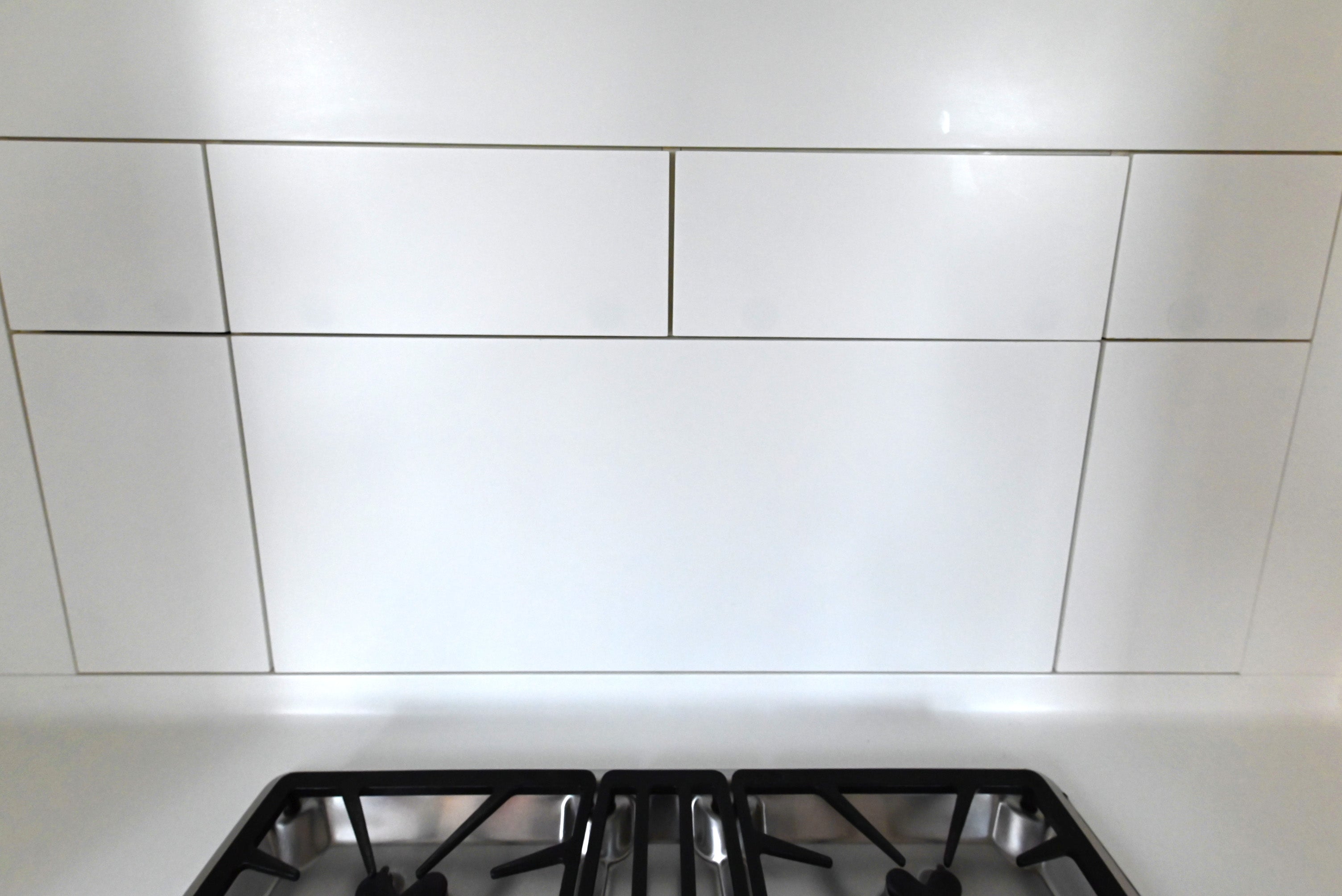 Schiffini Graham Cracker Pie Modern Pre-Owned Kitchen