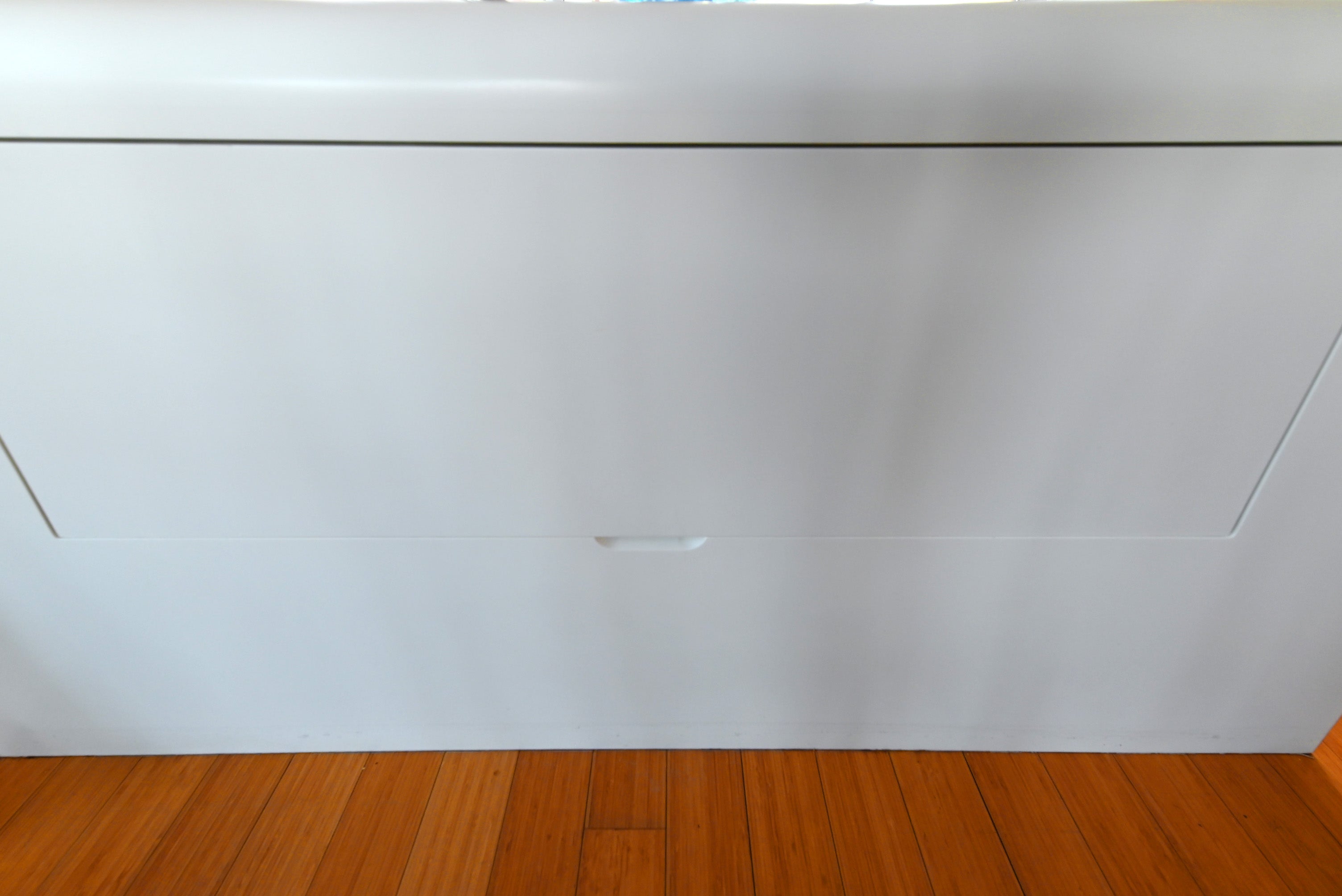 Schiffini Graham Cracker Pie Modern Pre-Owned Kitchen