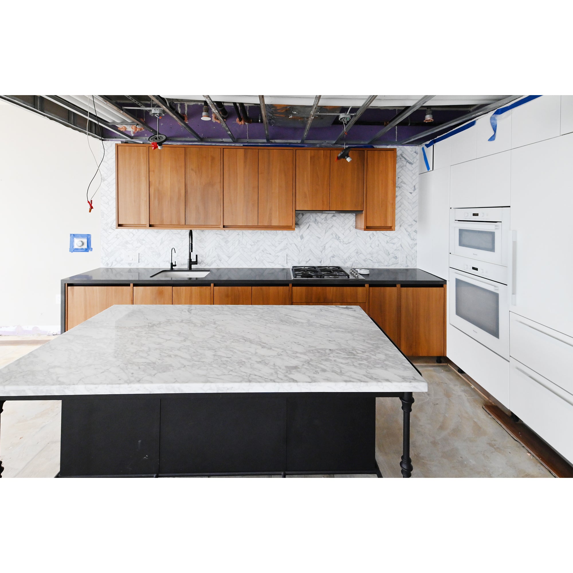 Scavolini Skyrise Modern Pre-Owned Kitchen