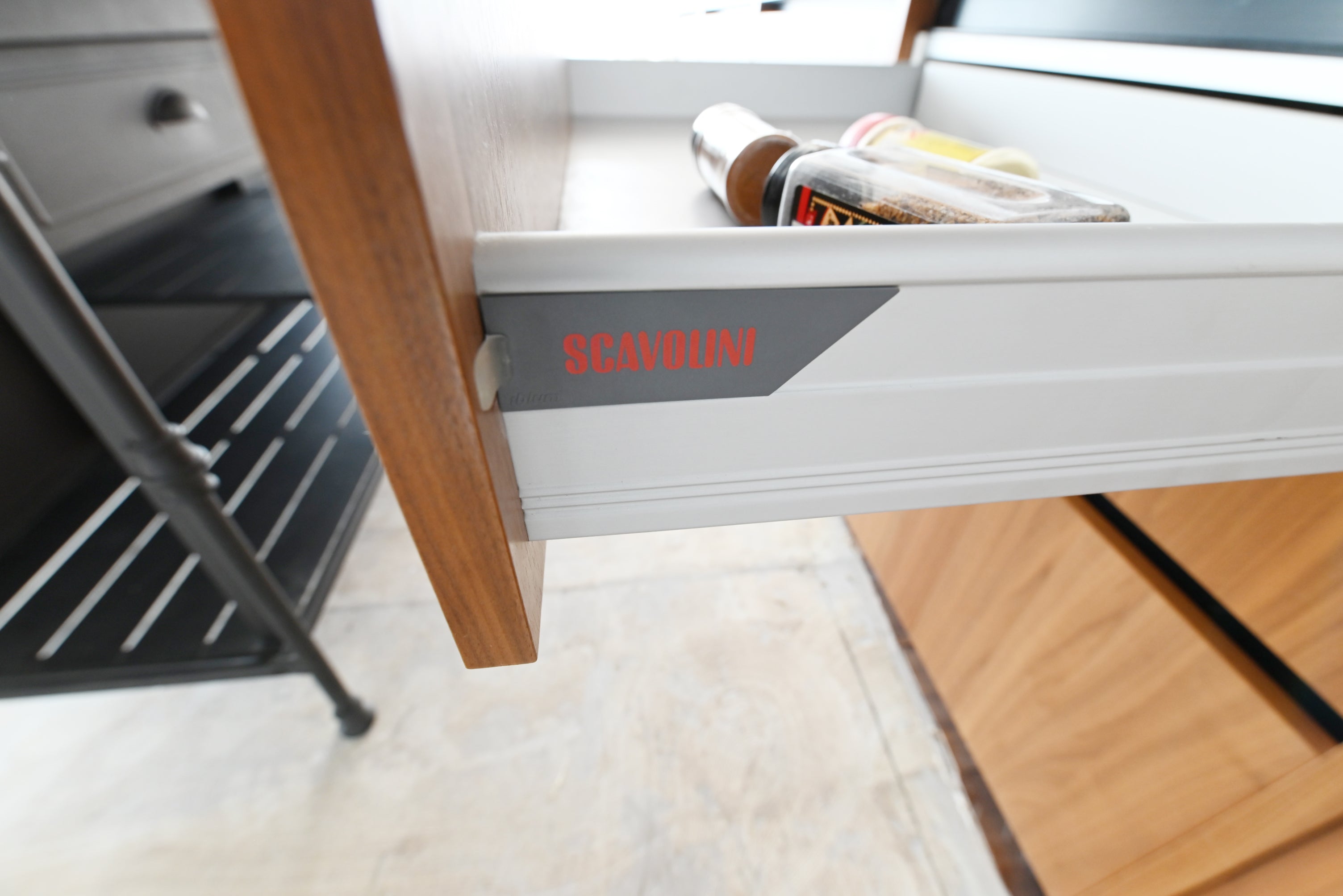 Scavolini Skyrise Modern Pre-Owned Kitchen