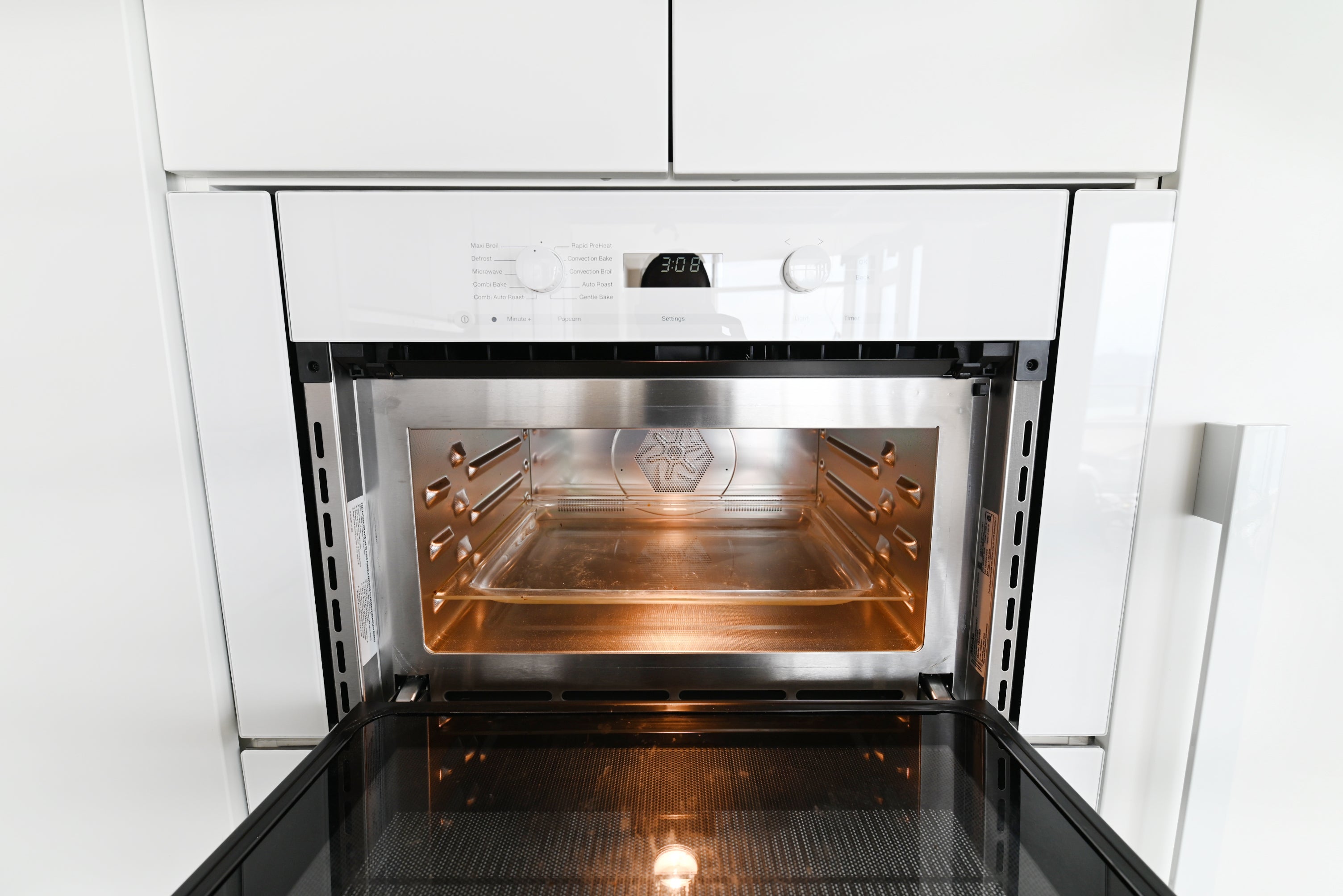 Scavolini Skyrise Modern Pre-Owned Kitchen