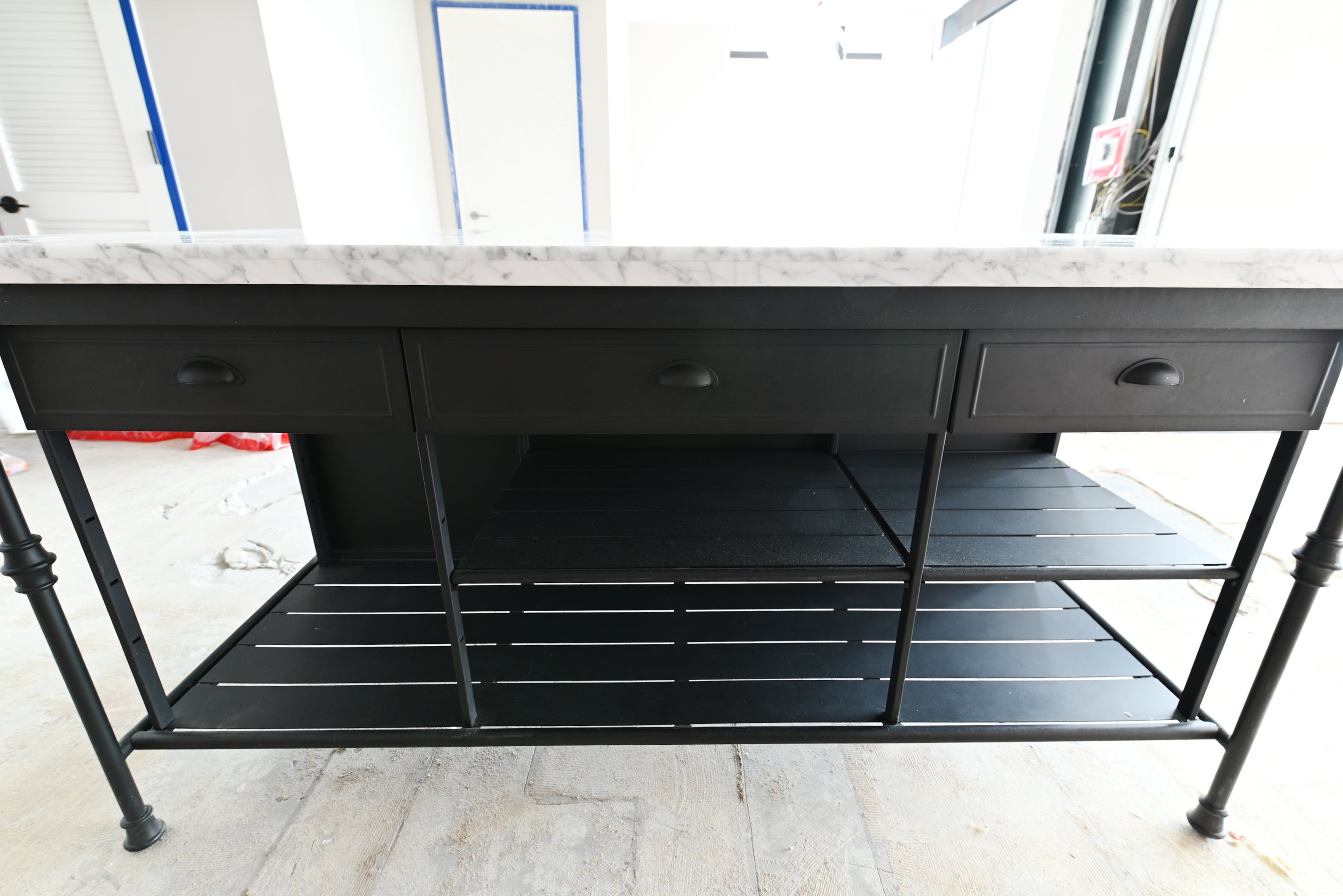 Scavolini Skyrise Modern Pre-Owned Kitchen