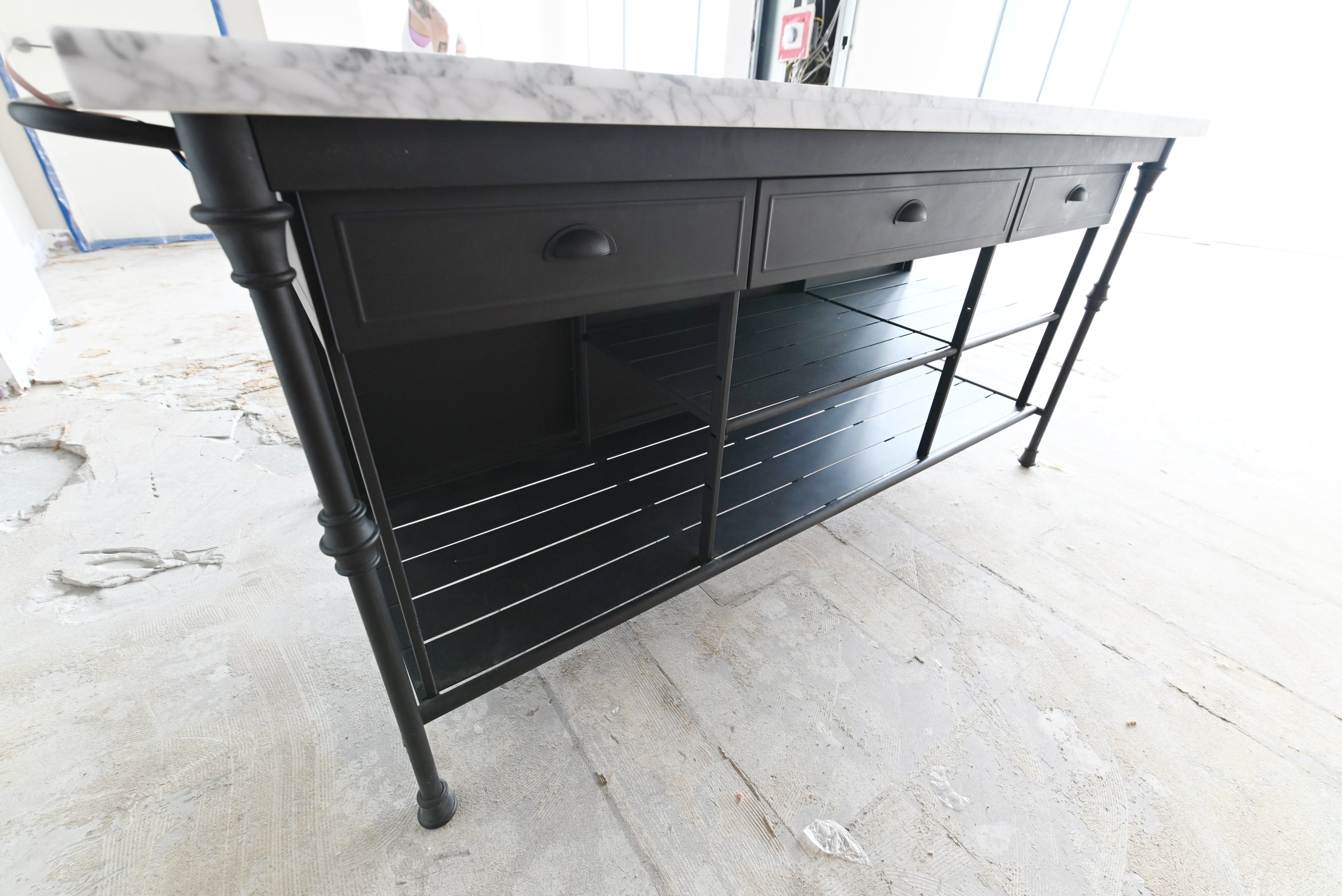 Scavolini Skyrise Modern Pre-Owned Kitchen