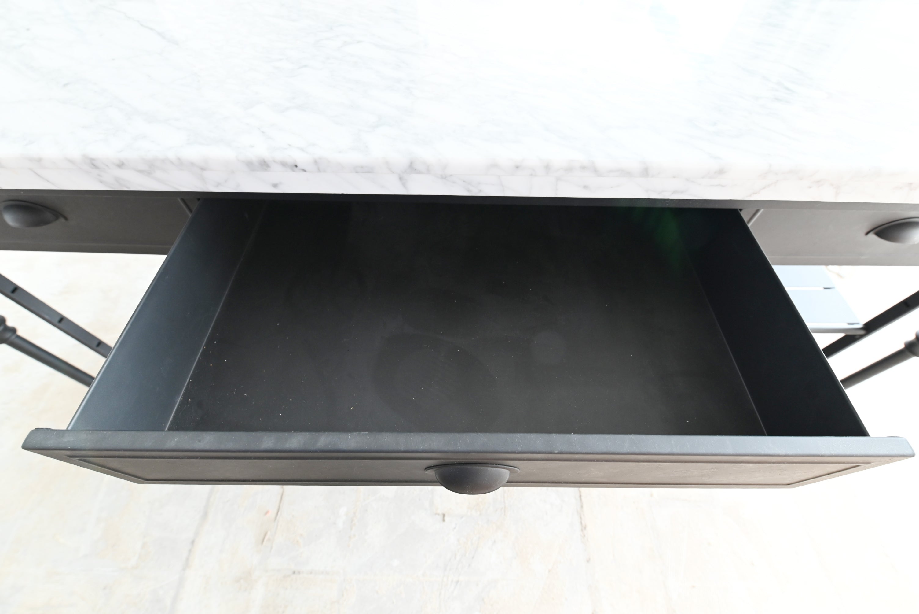 Scavolini Skyrise Modern Pre-Owned Kitchen