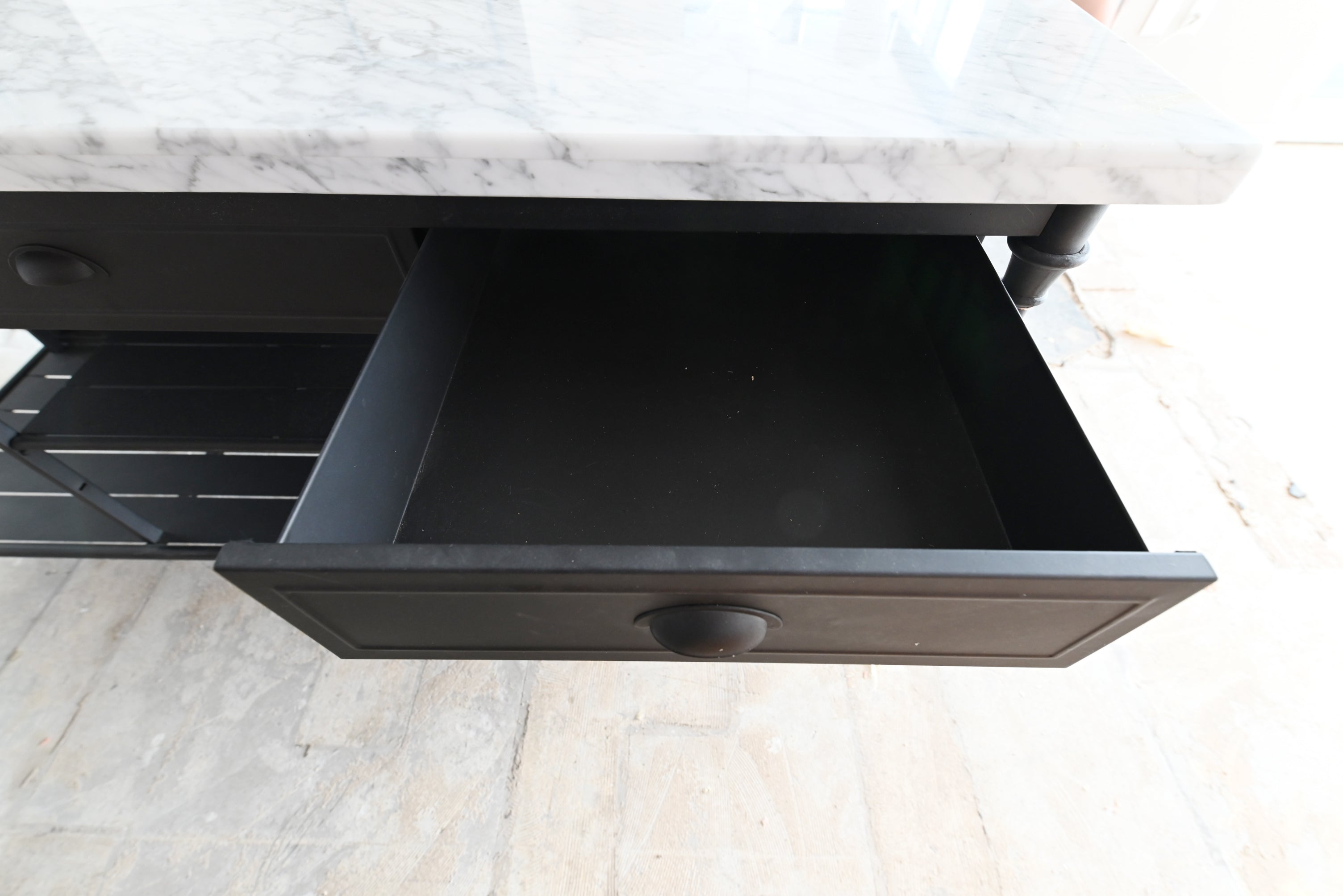 Scavolini Skyrise Modern Pre-Owned Kitchen