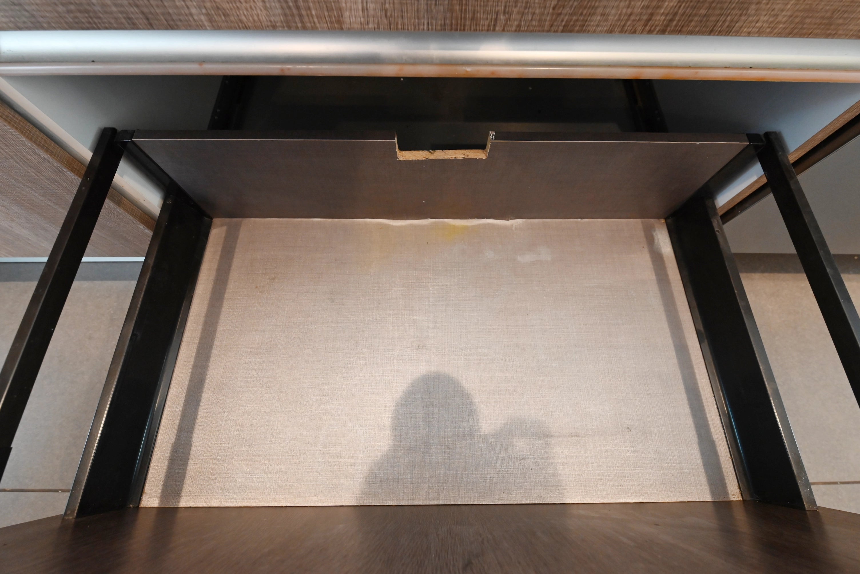 Pedini Luxurious Hot Chocolate Modern Pre-Owned Kitchen