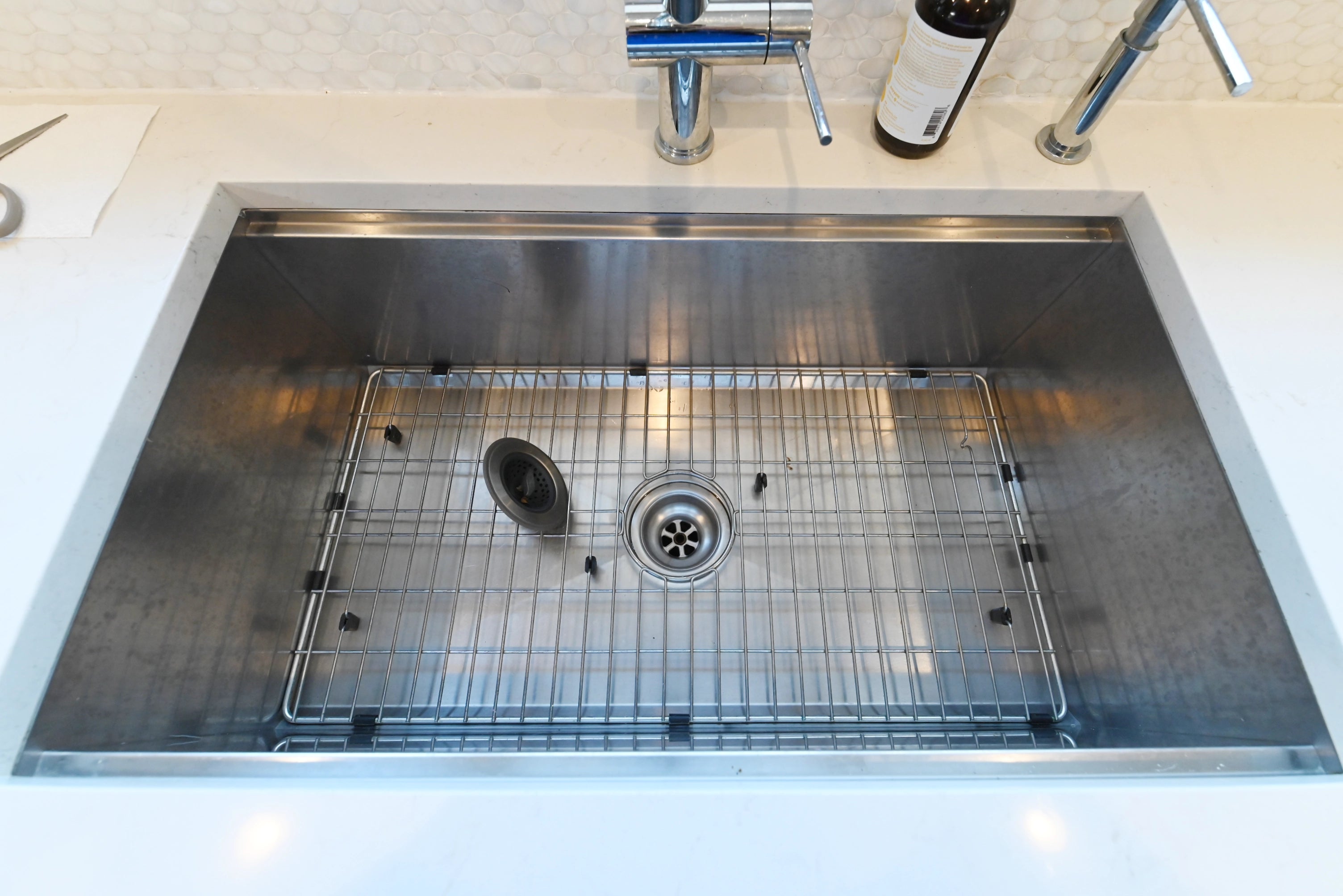 Pedini Luxurious Hot Chocolate Modern Pre-Owned Kitchen