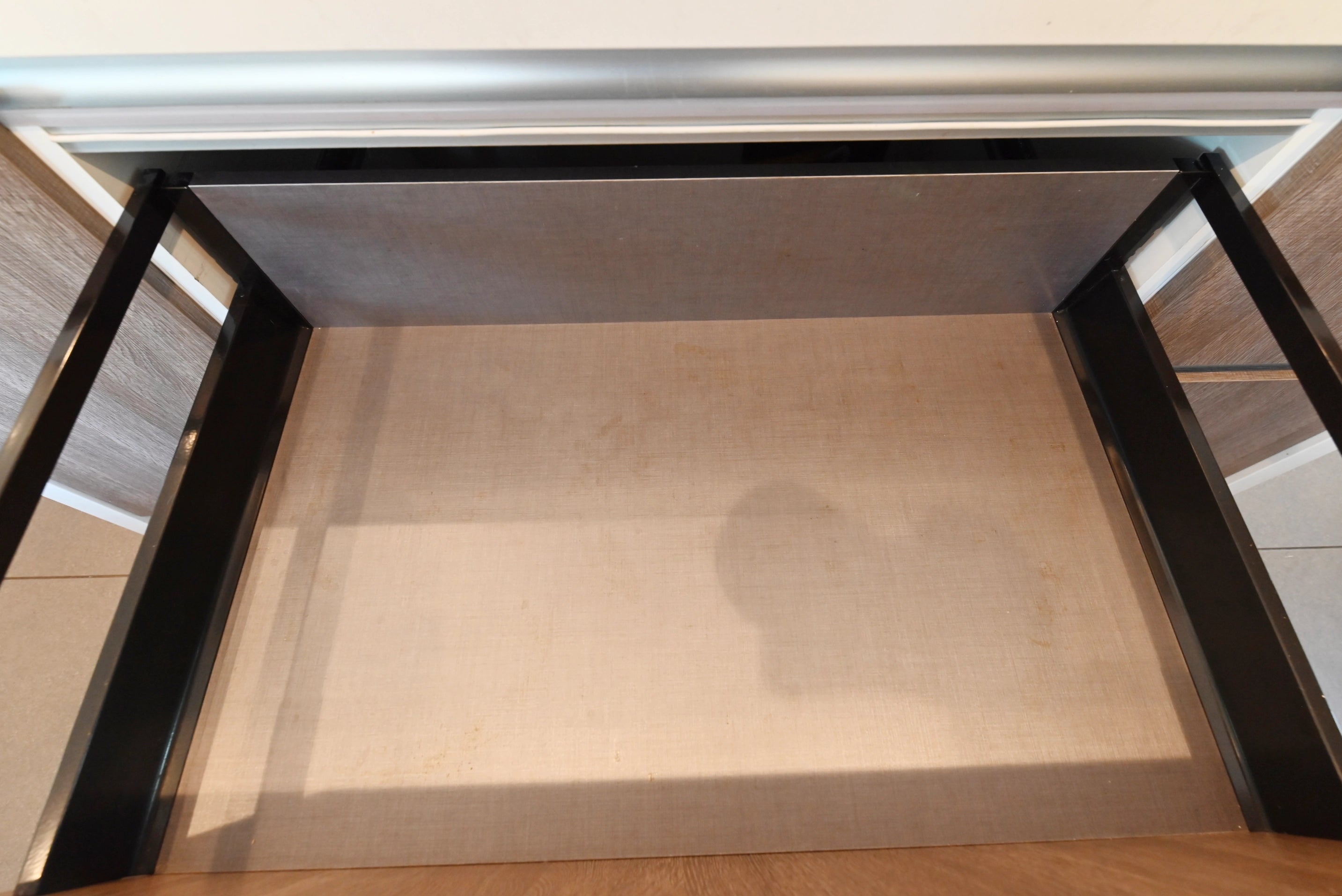 Pedini Luxurious Hot Chocolate Modern Pre-Owned Kitchen