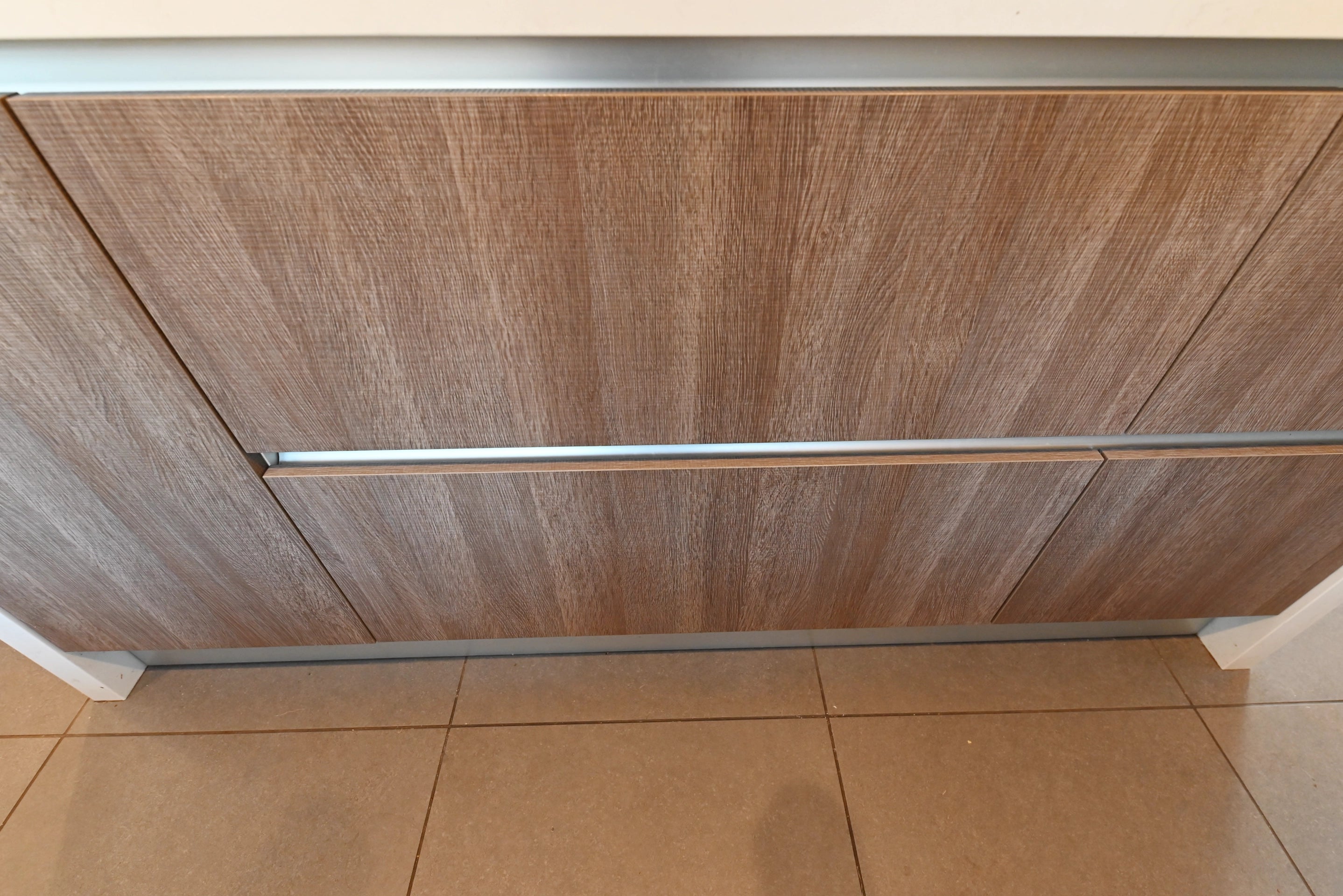 Pedini Luxurious Hot Chocolate Modern Pre-Owned Kitchen