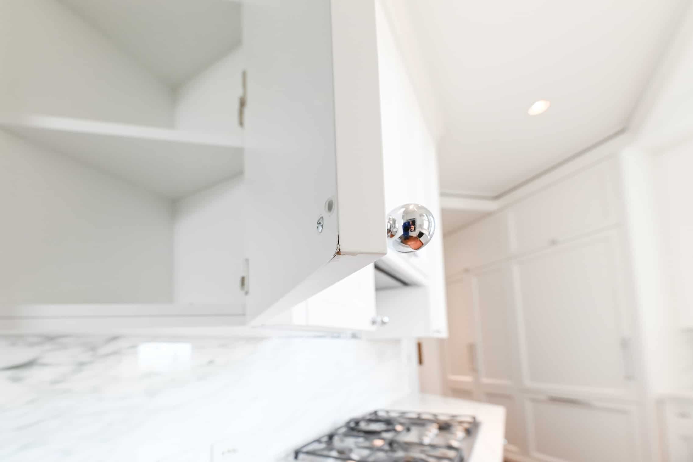 Molteni & C Dada Luxurious Winter Frost Traditional Pre-Owned Kitchen