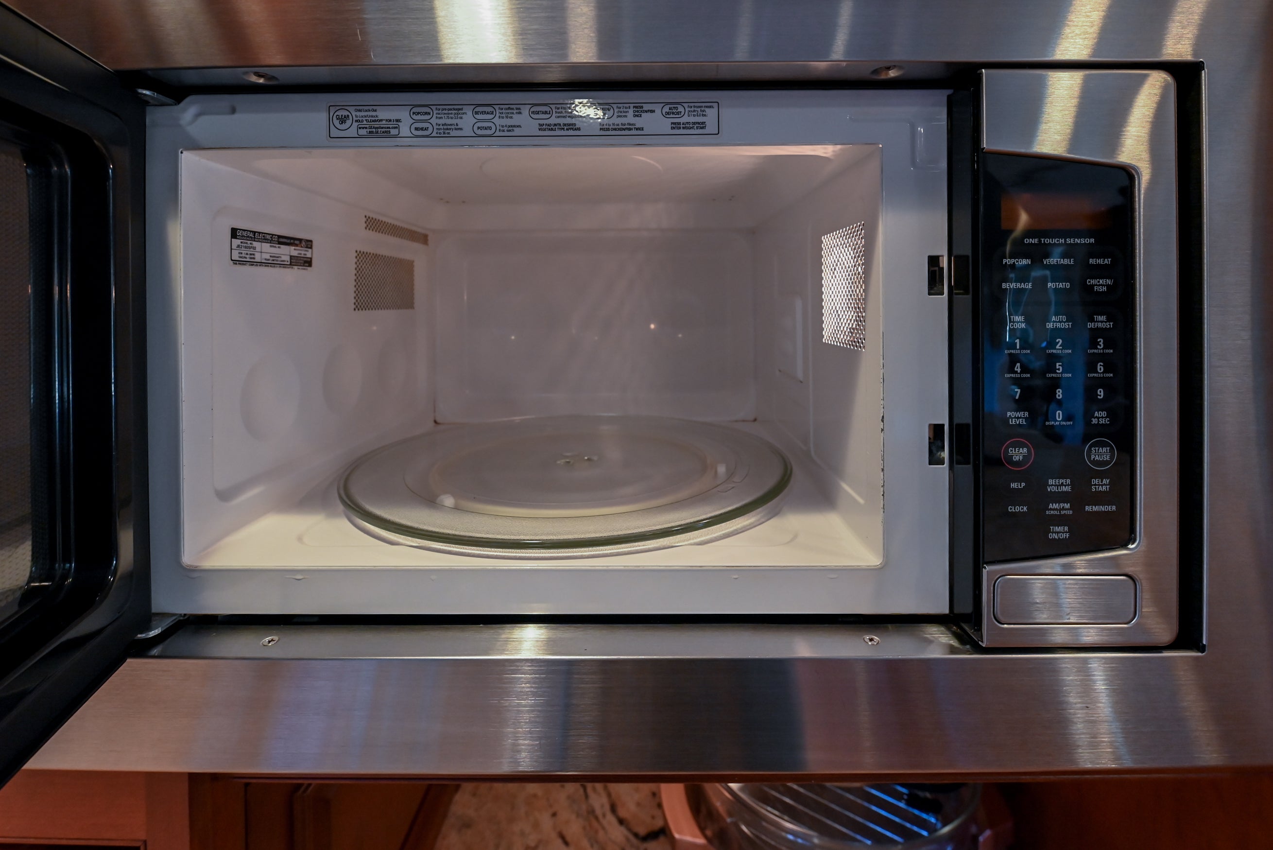 Crystal Cabinetry Terracotta Sunset Traditional Pre-Owned Kitchen W/ Wet Bar