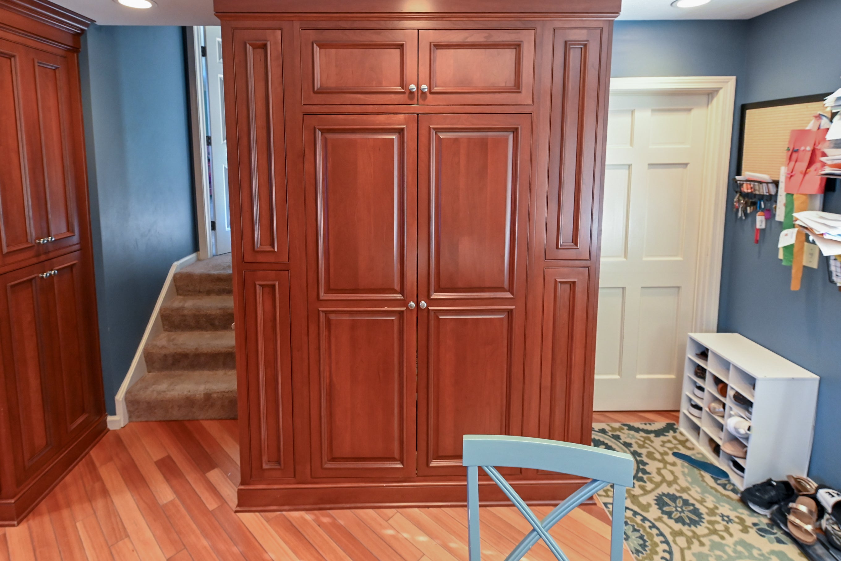 Crystal Cabinetry Terracotta Sunset Traditional Pre-Owned Kitchen W/ Wet Bar