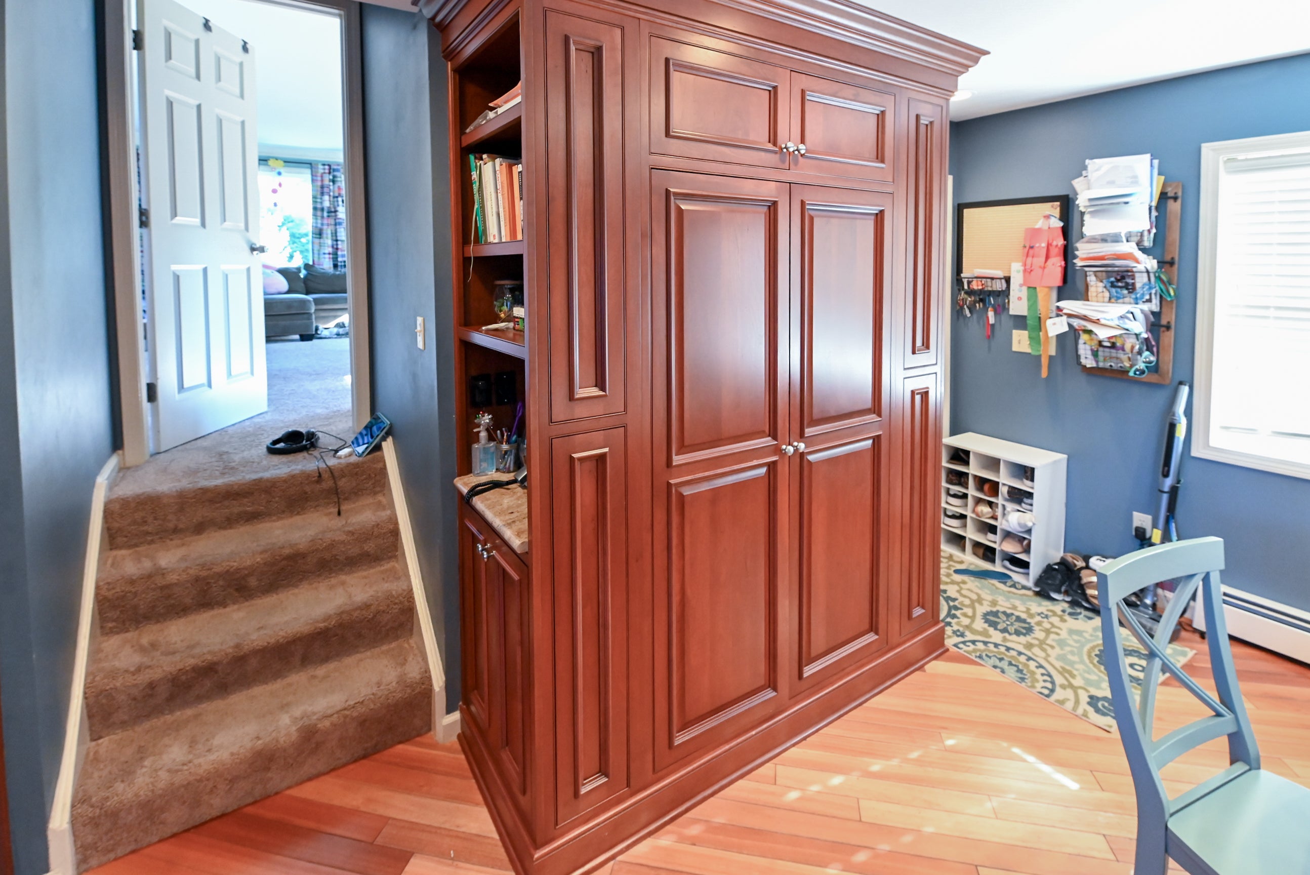 Crystal Cabinetry Terracotta Sunset Traditional Pre-Owned Kitchen W/ Wet Bar