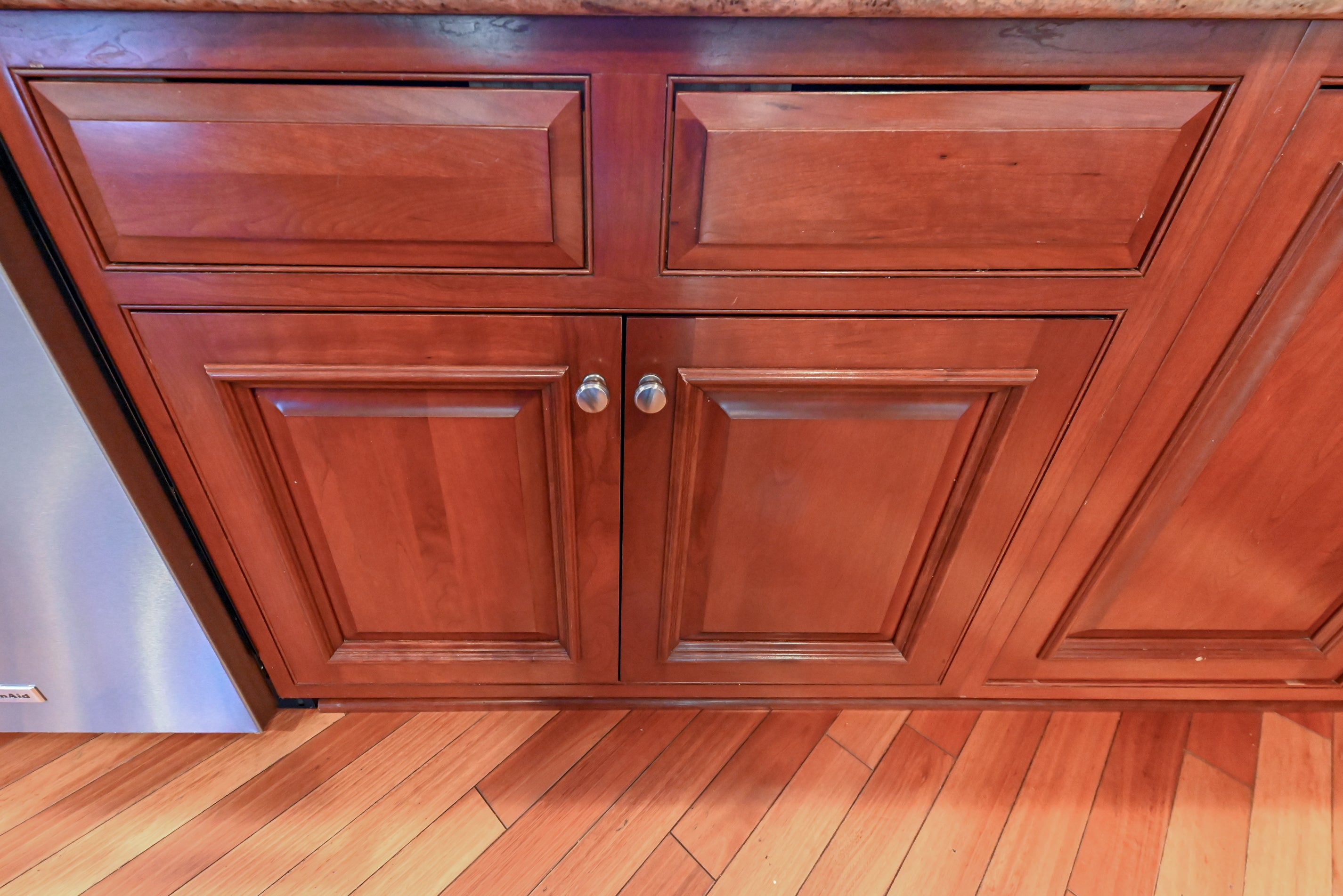 Crystal Cabinetry Terracotta Sunset Traditional Pre-Owned Kitchen W/ Wet Bar