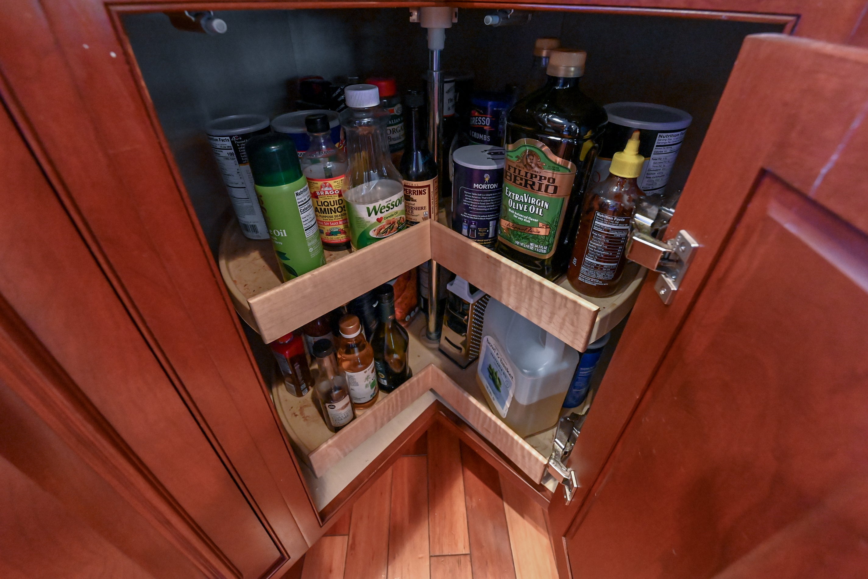 Crystal Cabinetry Terracotta Sunset Traditional Pre-Owned Kitchen W/ Wet Bar