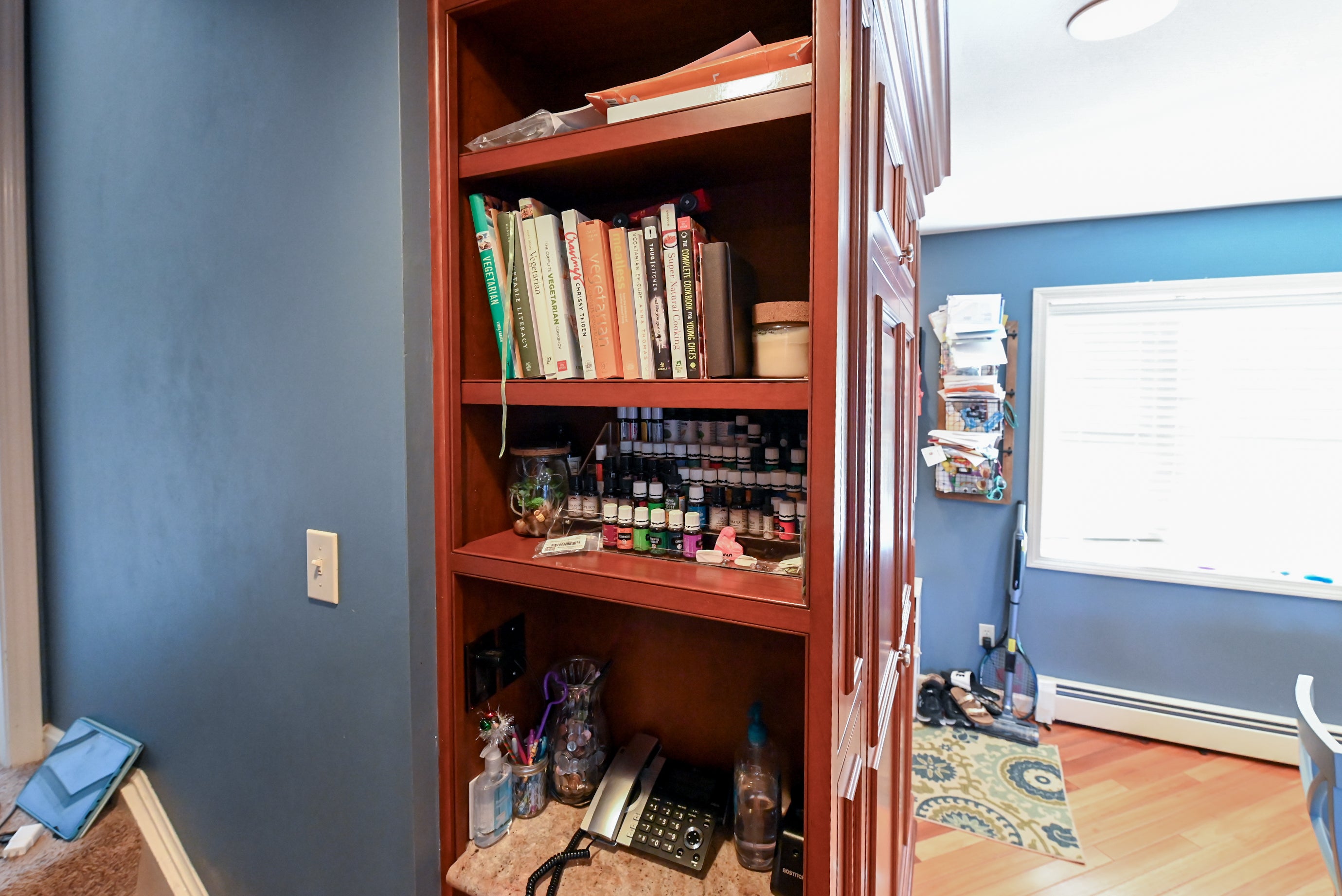 Crystal Cabinetry Terracotta Sunset Traditional Pre-Owned Kitchen W/ Wet Bar