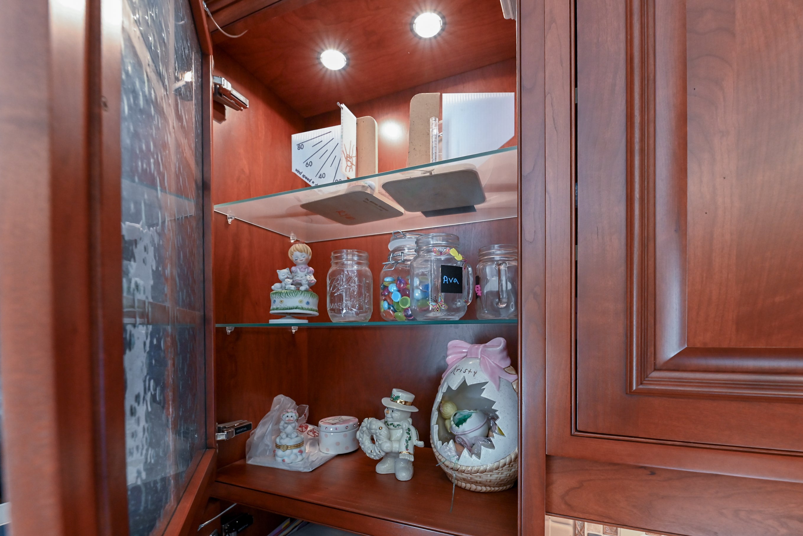 Crystal Cabinetry Terracotta Sunset Traditional Pre-Owned Kitchen W/ Wet Bar