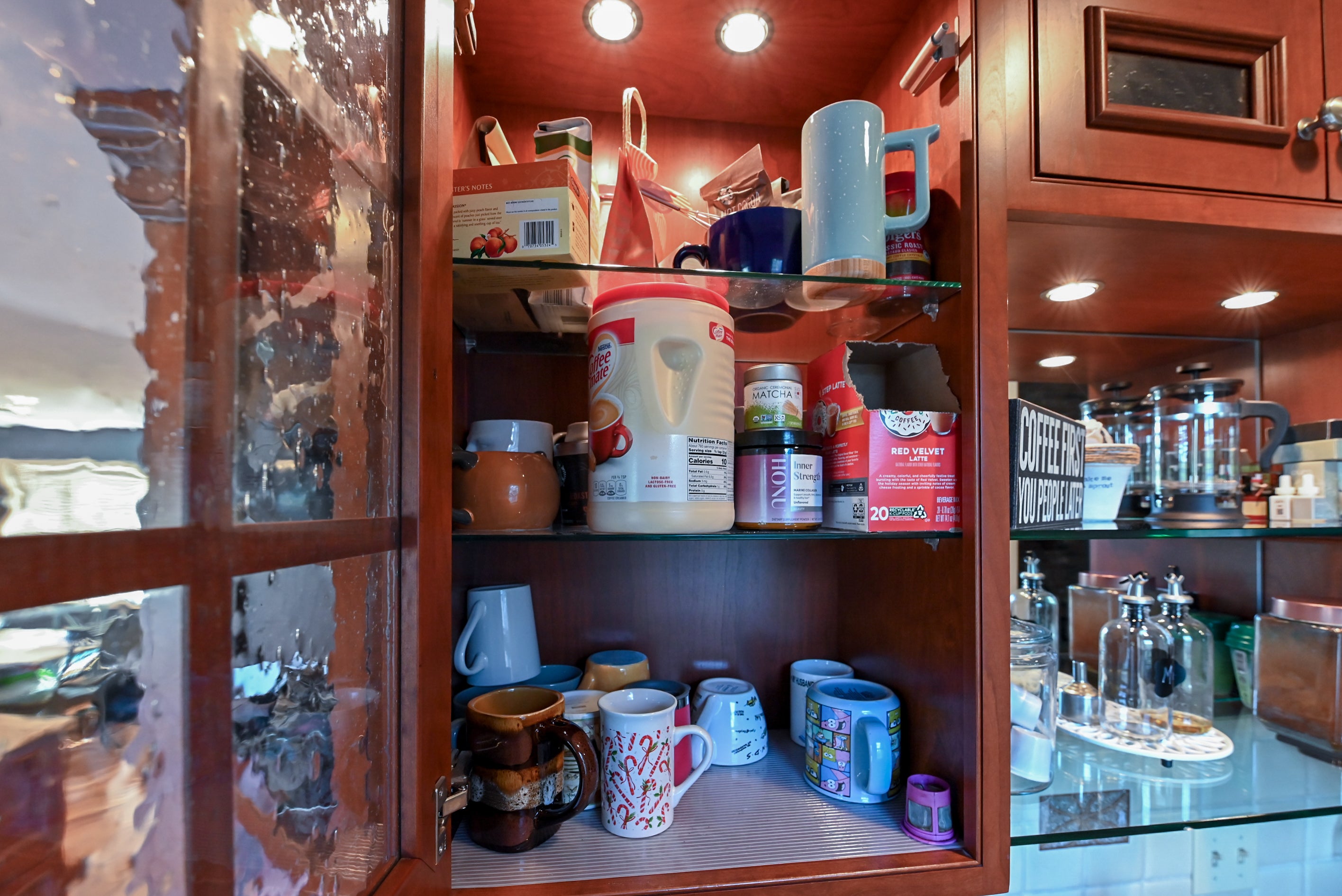 Crystal Cabinetry Terracotta Sunset Traditional Pre-Owned Kitchen W/ Wet Bar